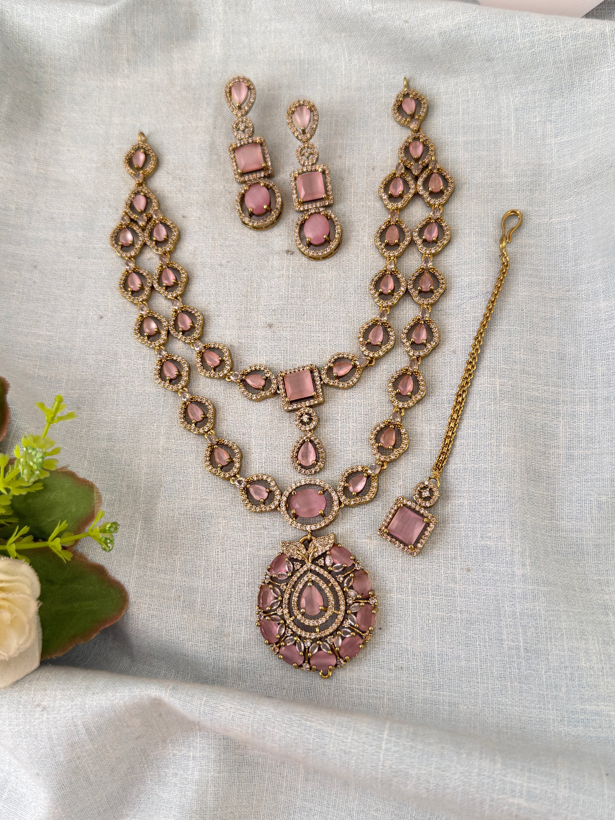 Victorian Stone Layered Necklace Short Set| N0745
