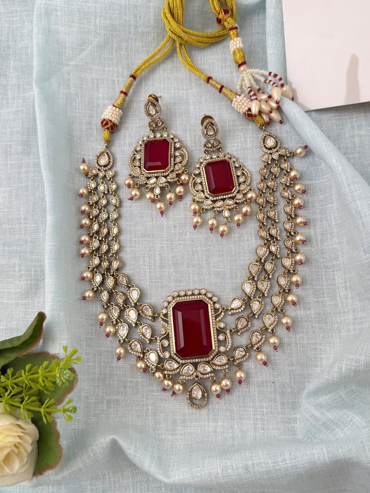 Traditional Kundan necklace for women