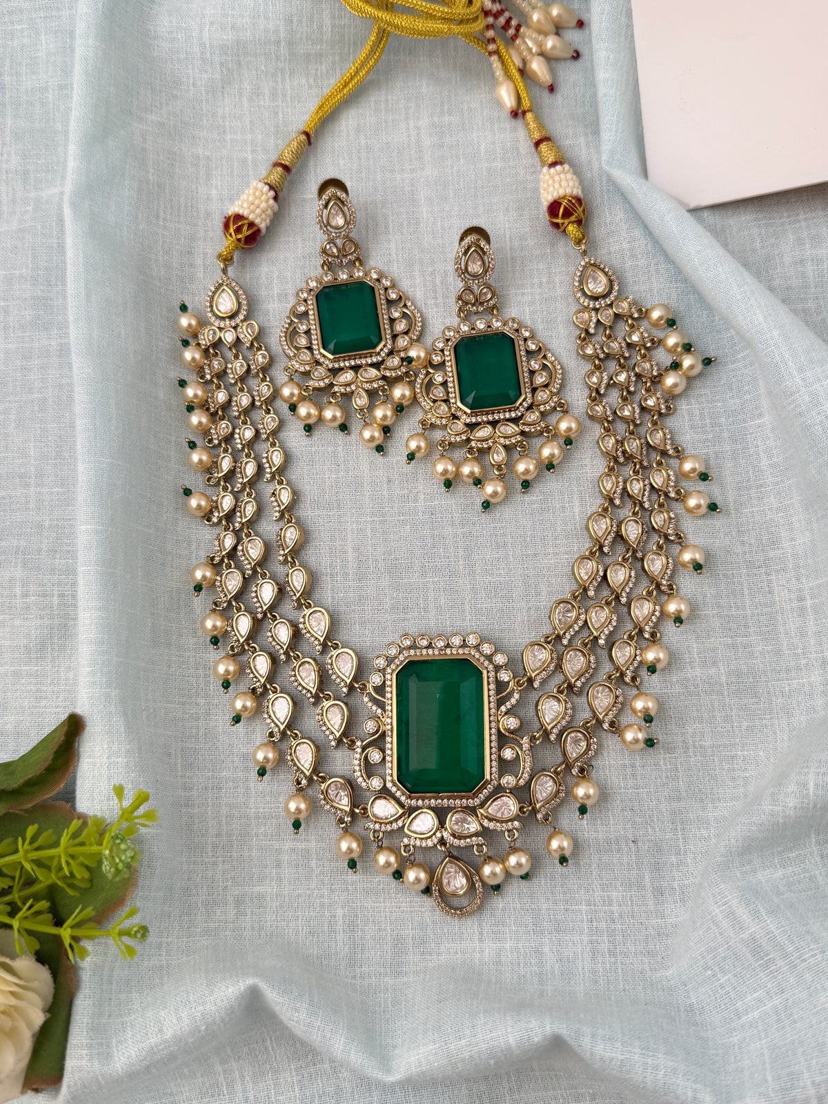 Traditional Kundan necklace for women