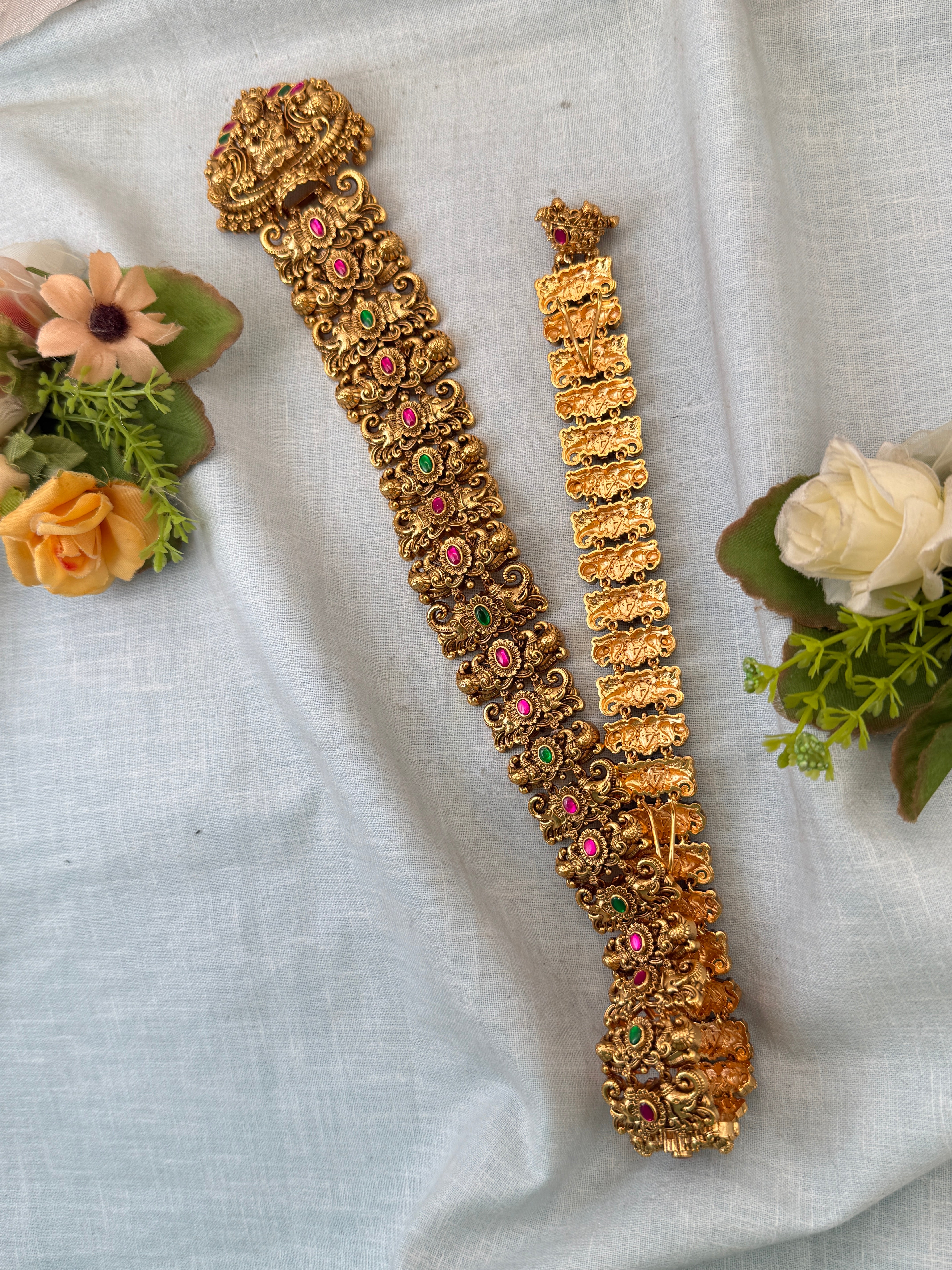 Traditional Gold Jadebille – South Indian Bridal Hair Accessory, jadebille, hair choti