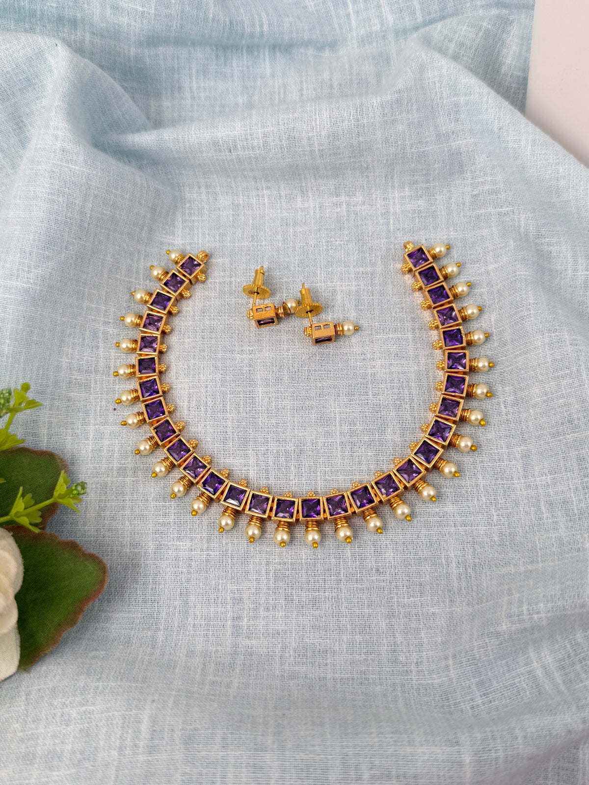 Traditional Kundan necklace for women