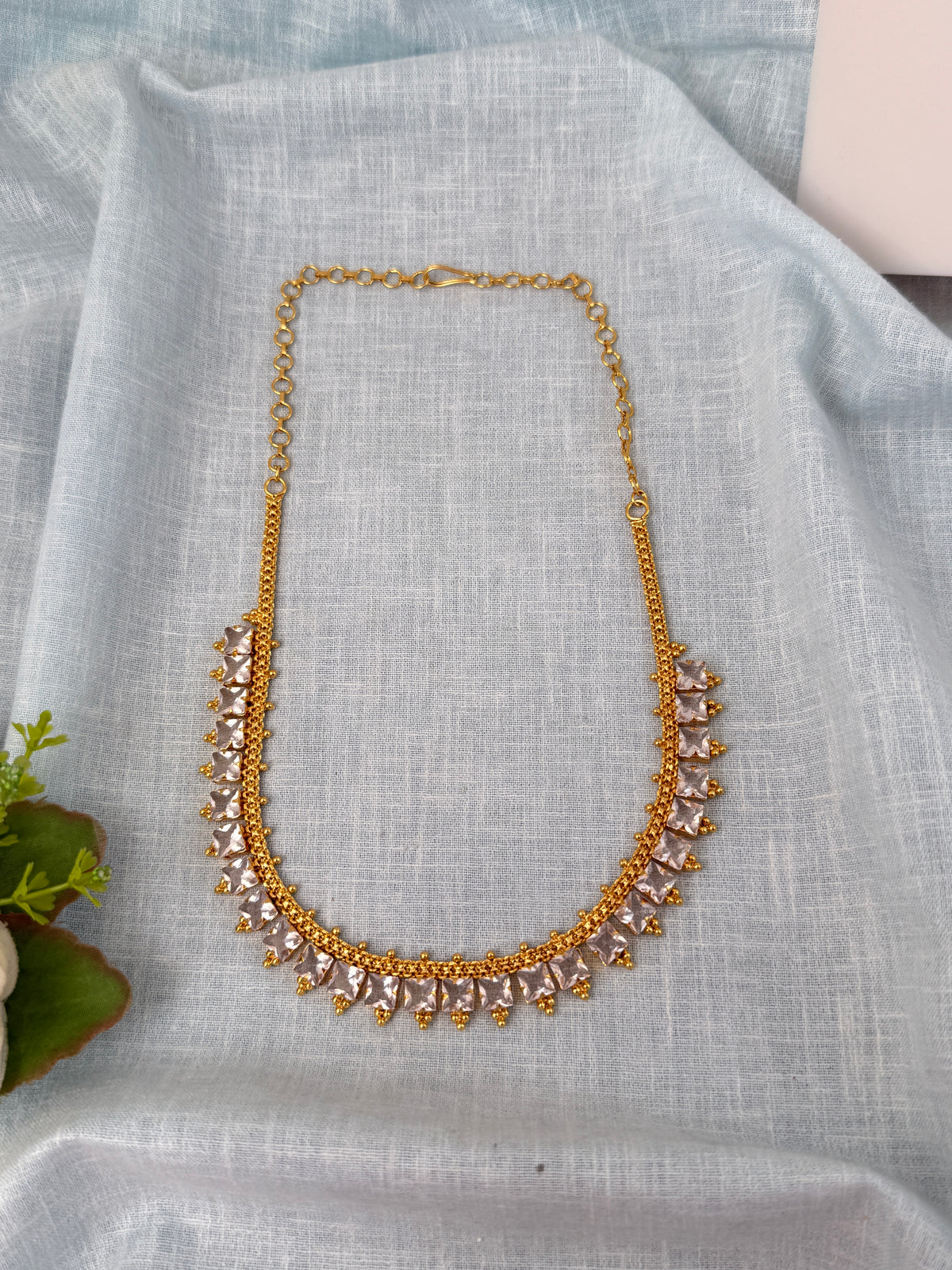Traditional Kundan necklace for women