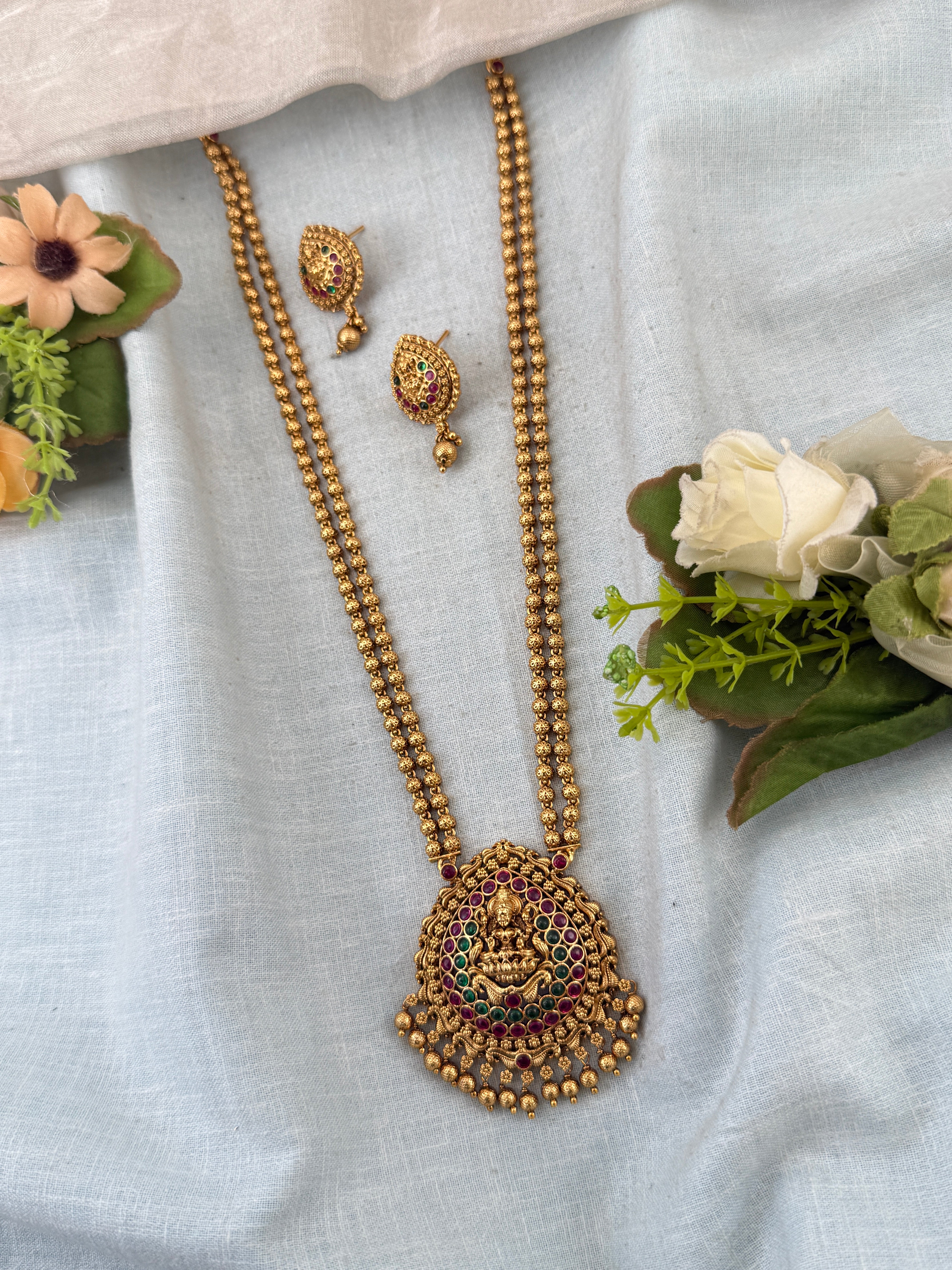 Traditional Gold Jadebille – South Indian Bridal Hair Accessory, jadebille, hair choti