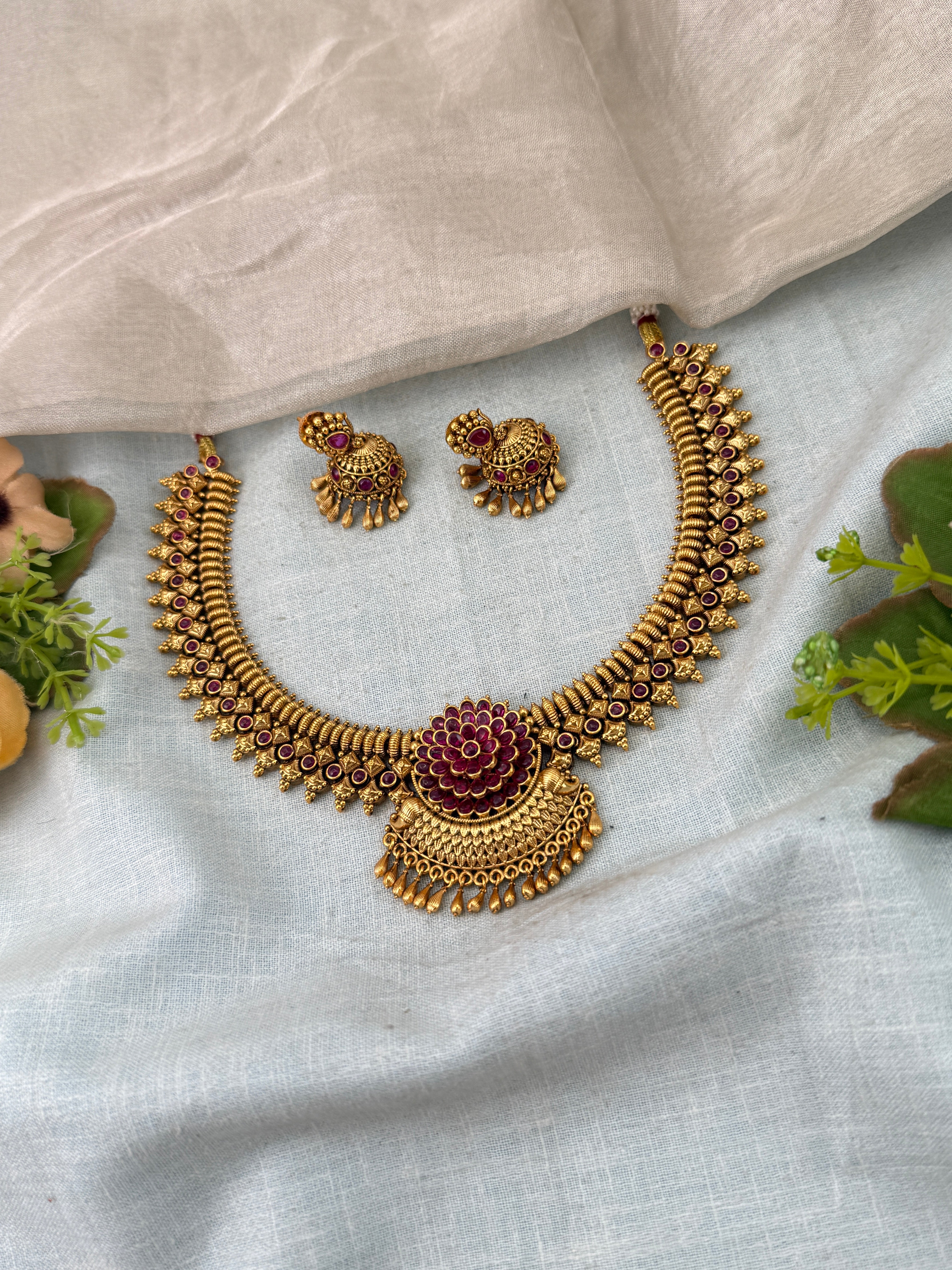 Traditional Gold Jadebille – South Indian Bridal Hair Accessory, jadebille, hair choti