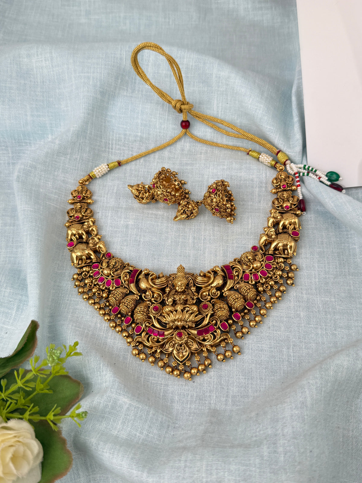 Antique temple necklace for women