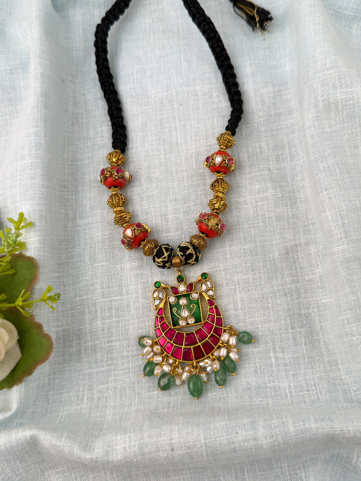Jadau Kundan Black Thread Premium Chian | N1103