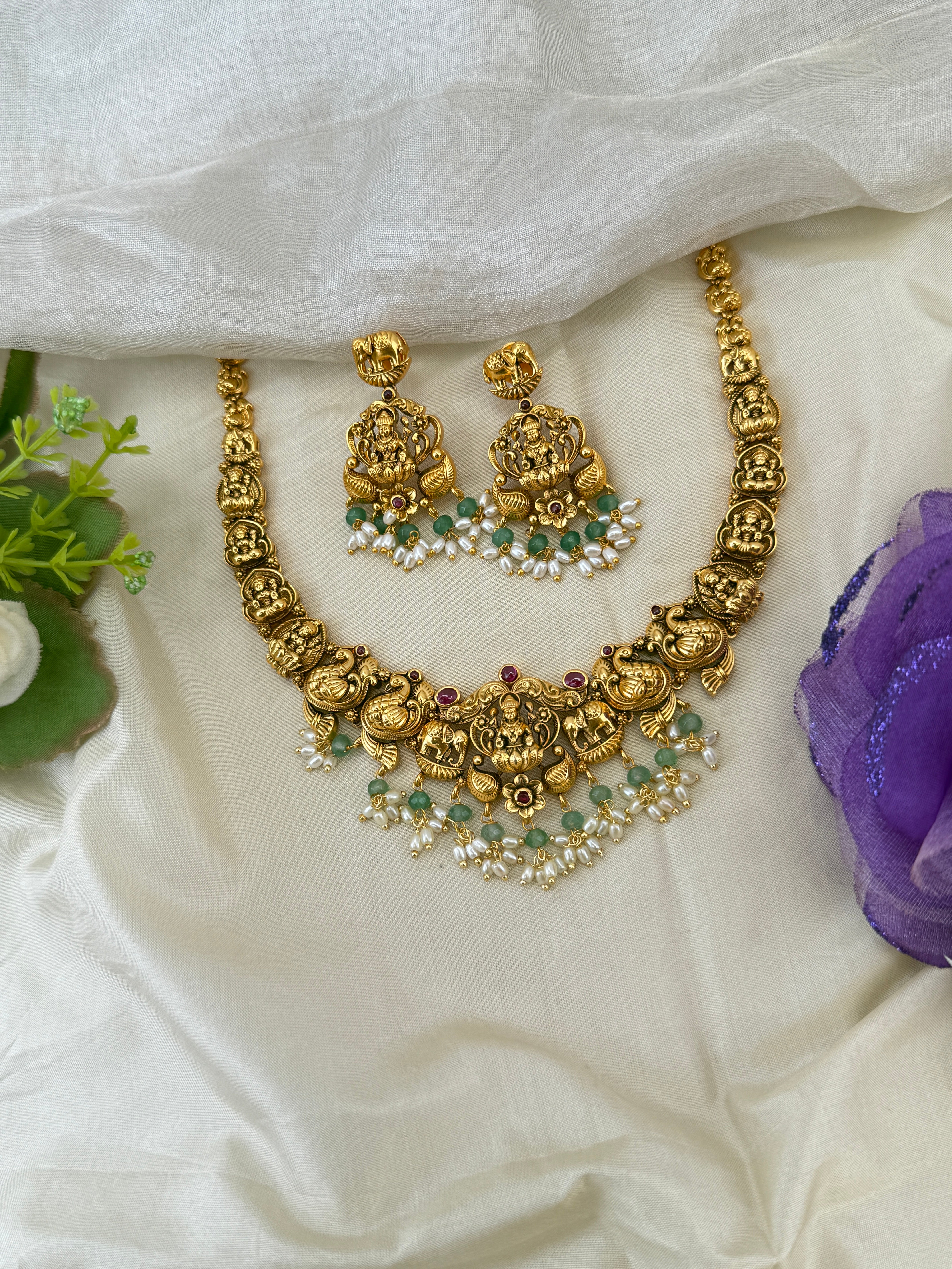 Antique Gold Necklace for Women – Traditional Ethnic Jewelry Online, bridal necklaces online