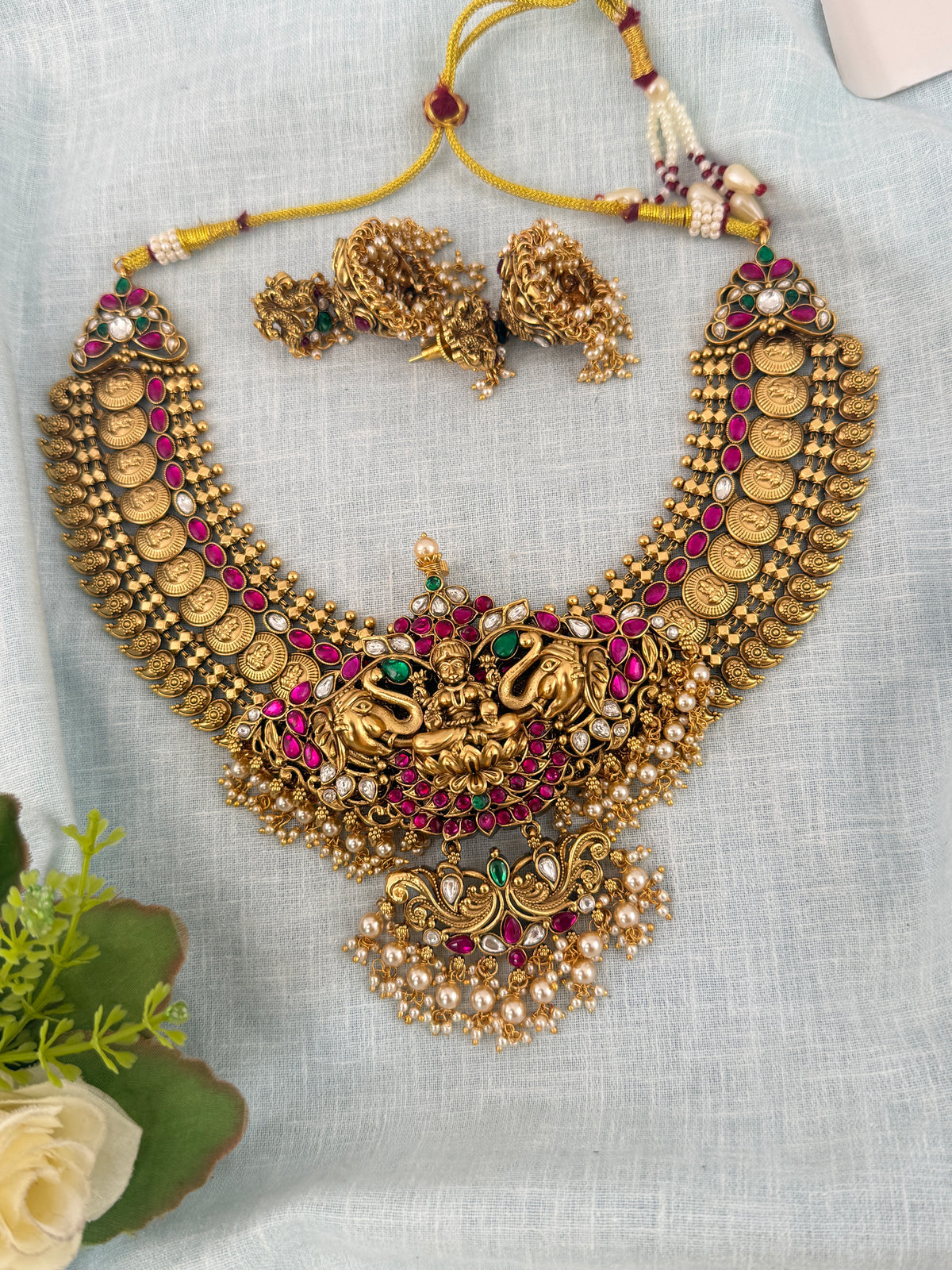 Maharani Grand Changable Pendant Antique Kaasu Necklace Short Set | N1021