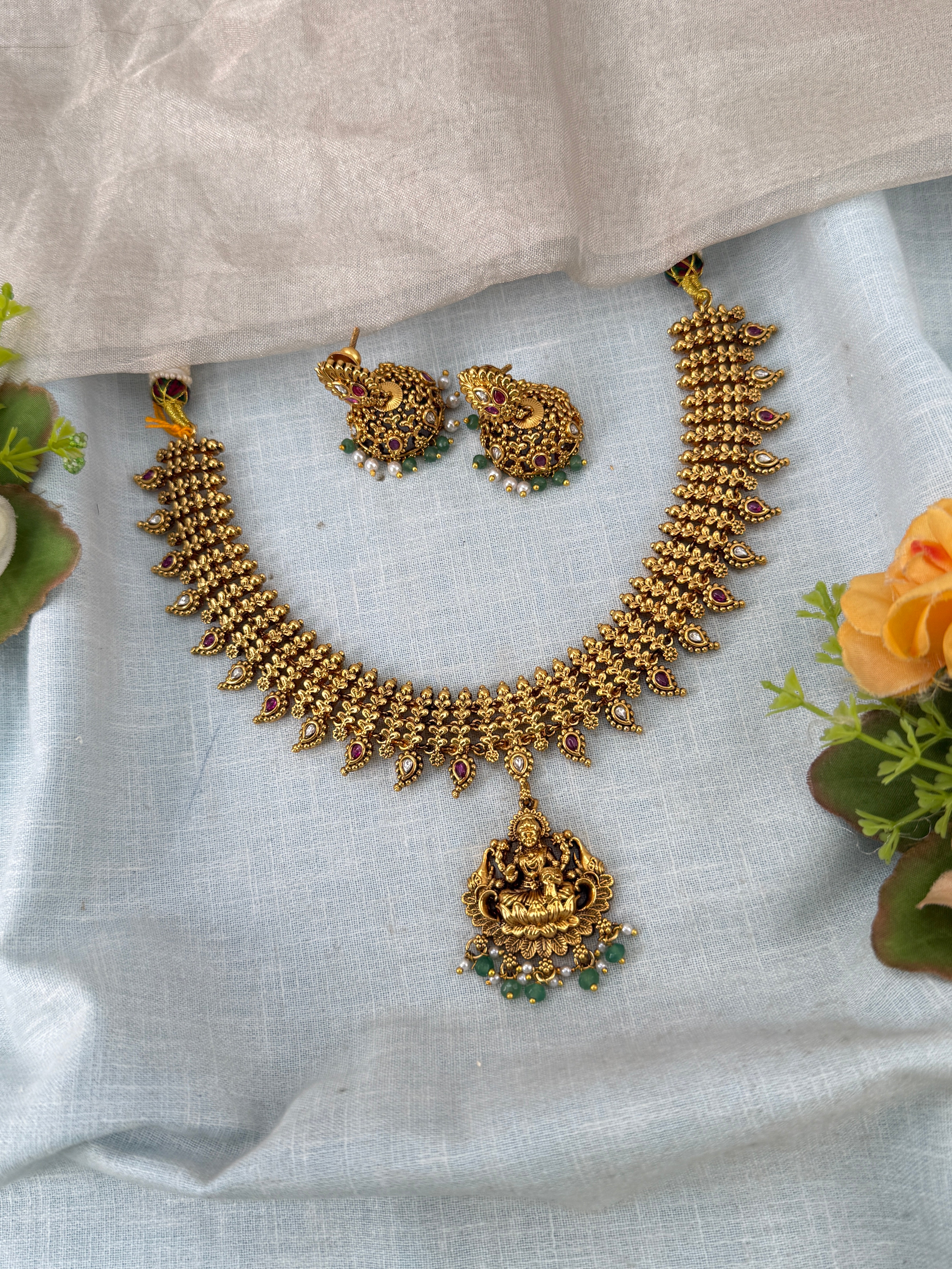Antique Gold Necklace for Women – Traditional Ethnic Jewelry Online, bridal necklaces online