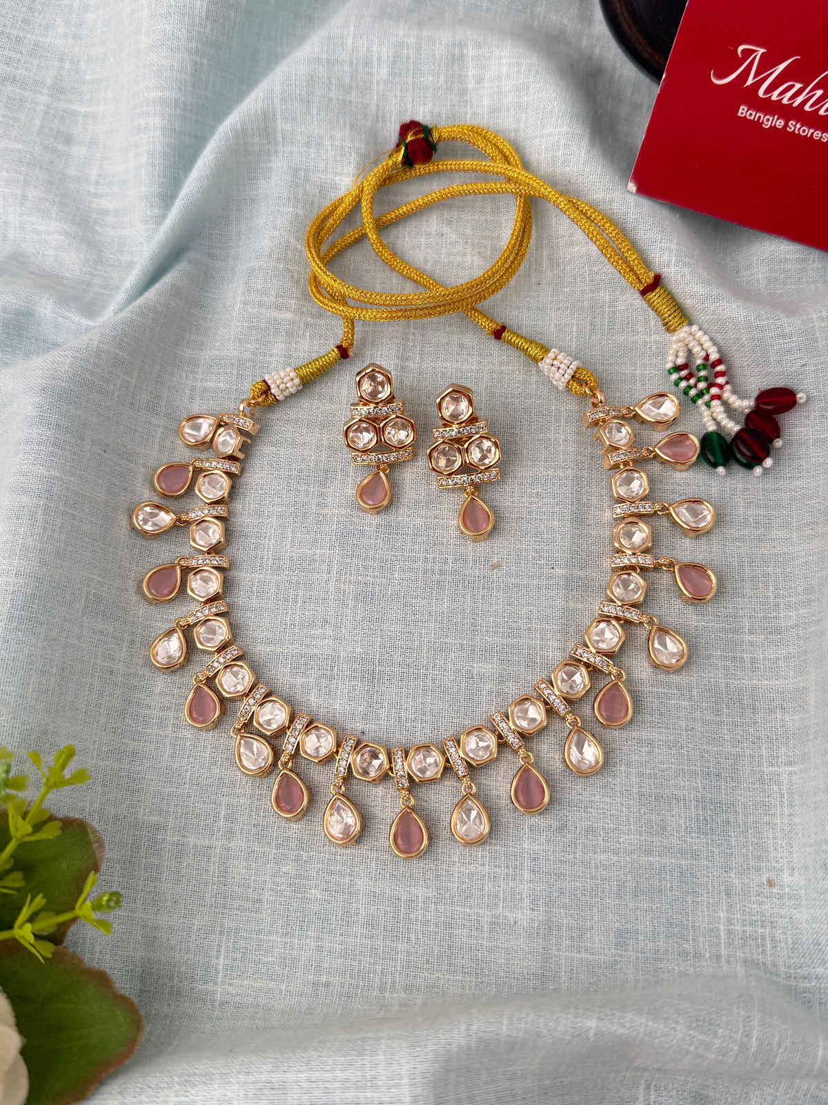 Traditional Kundan necklace for women