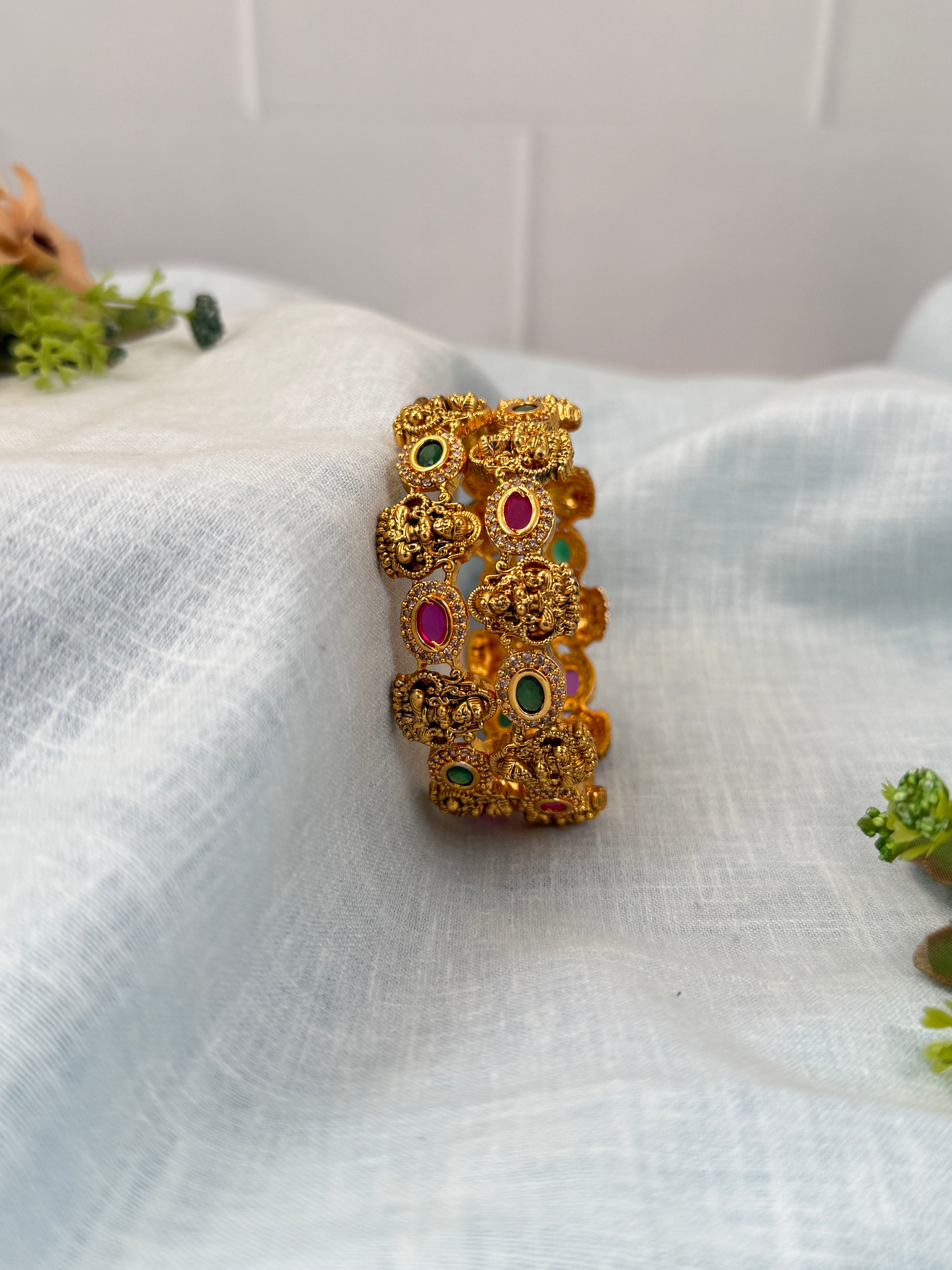 Luxurious Antique Lakshmi Bangles 7088