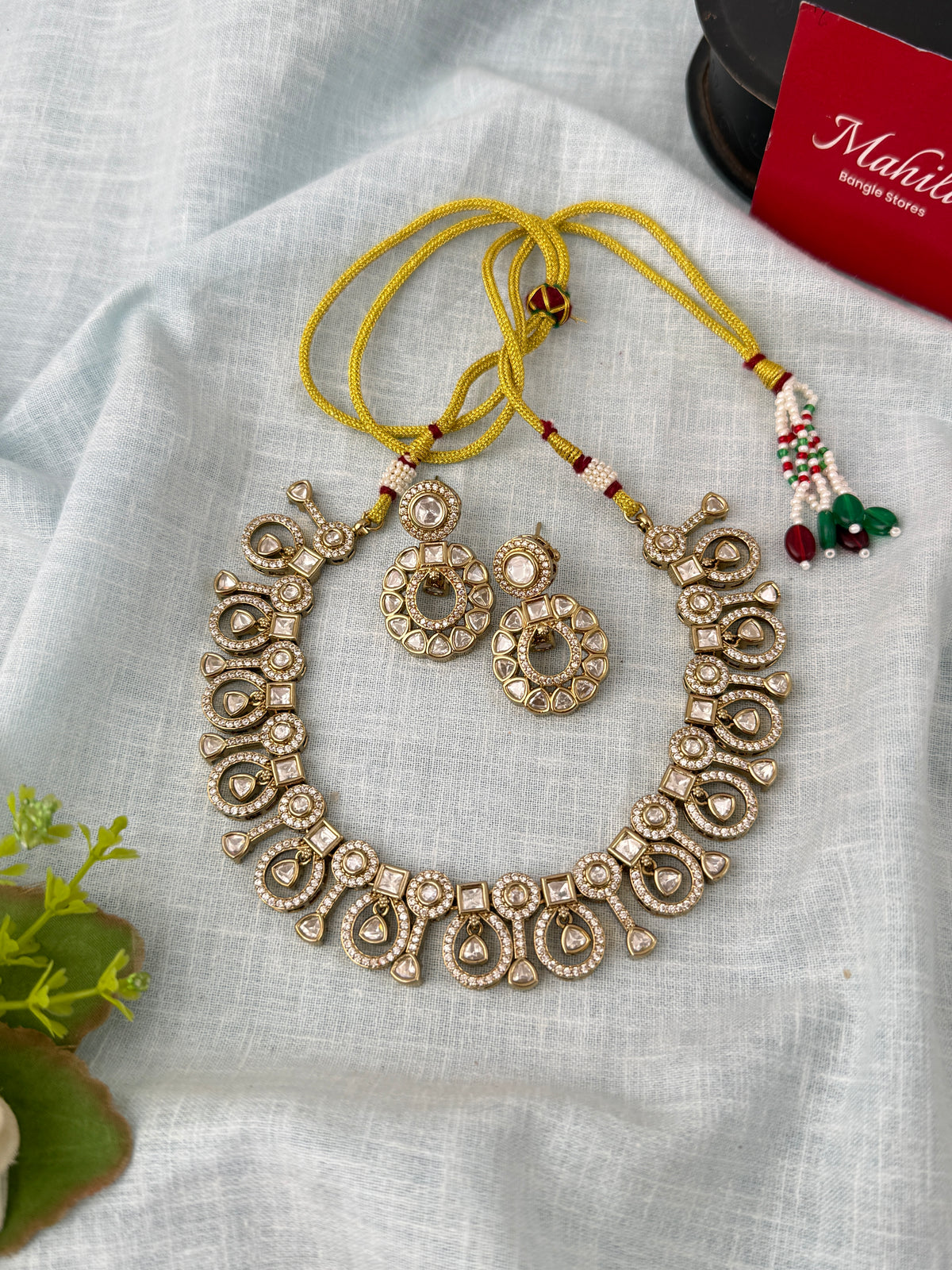 Traditional Kundan necklace for women