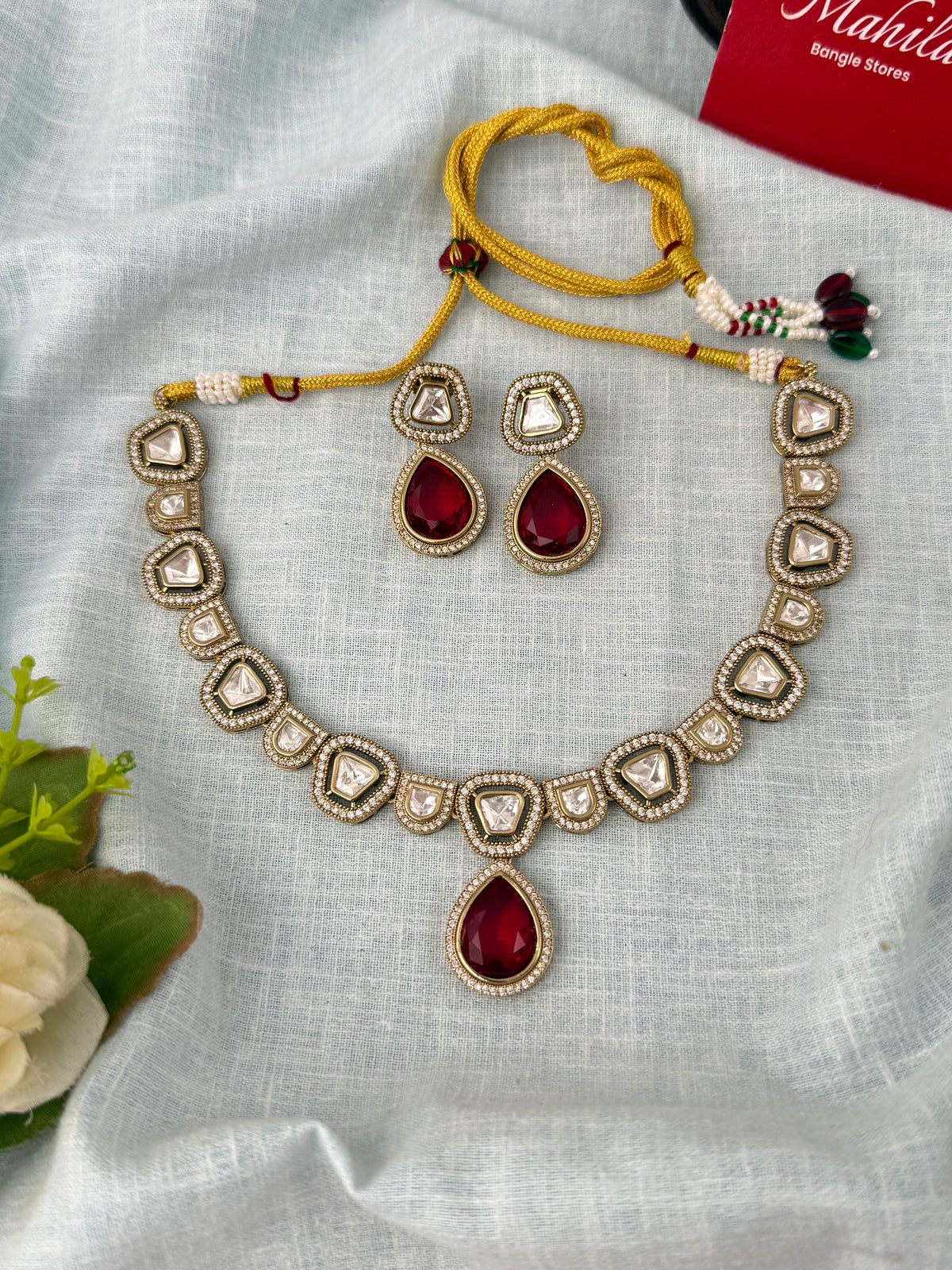Traditional Kundan necklace for women