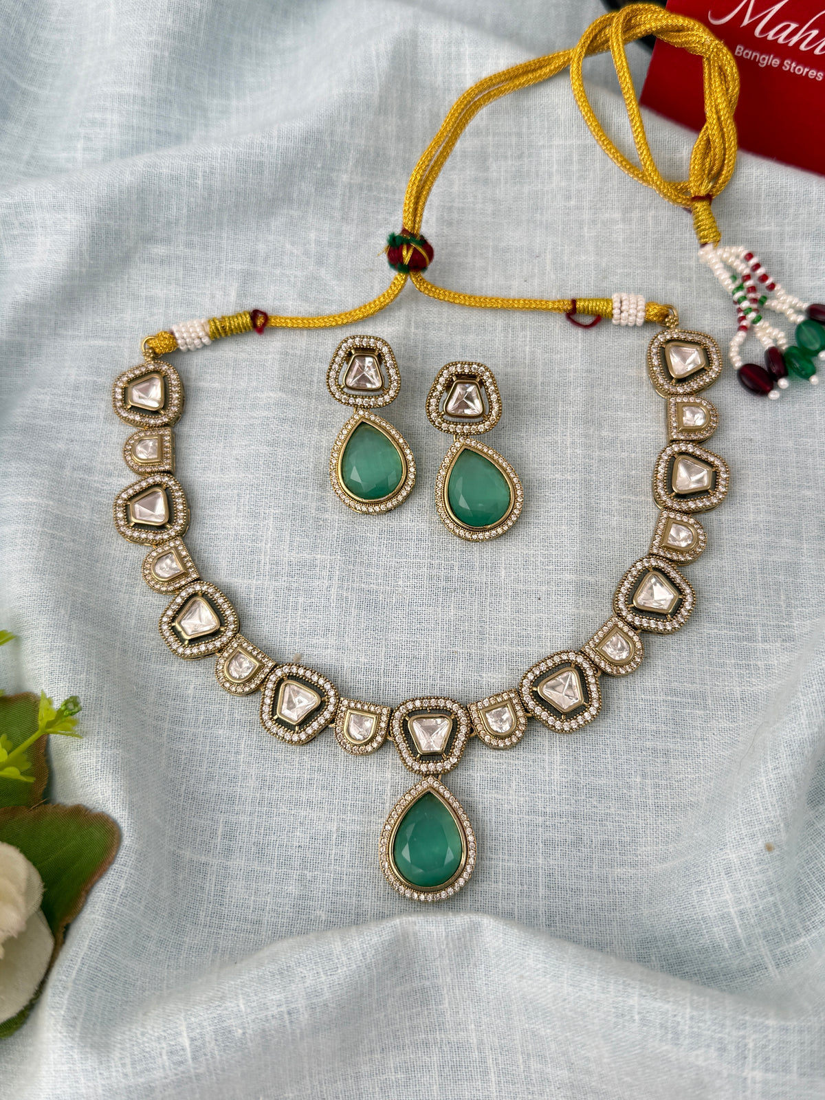 Kundan Designer Necklace Premium Short Set | N1035