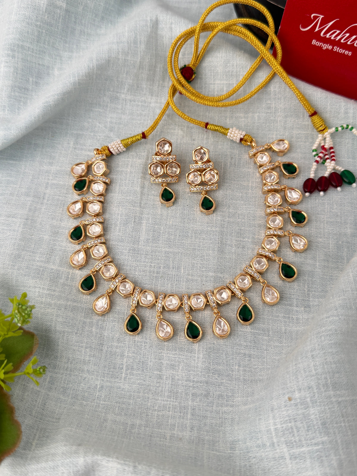 Kundan Designer Necklace Premium Short Set | N0905