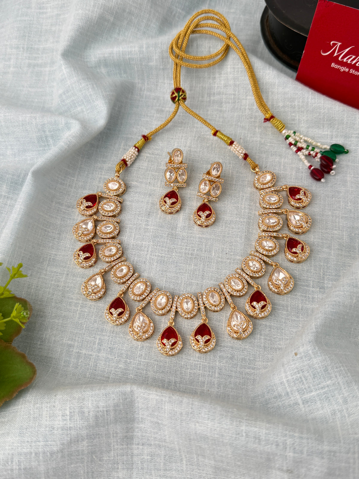 Traditional Kundan necklace for women