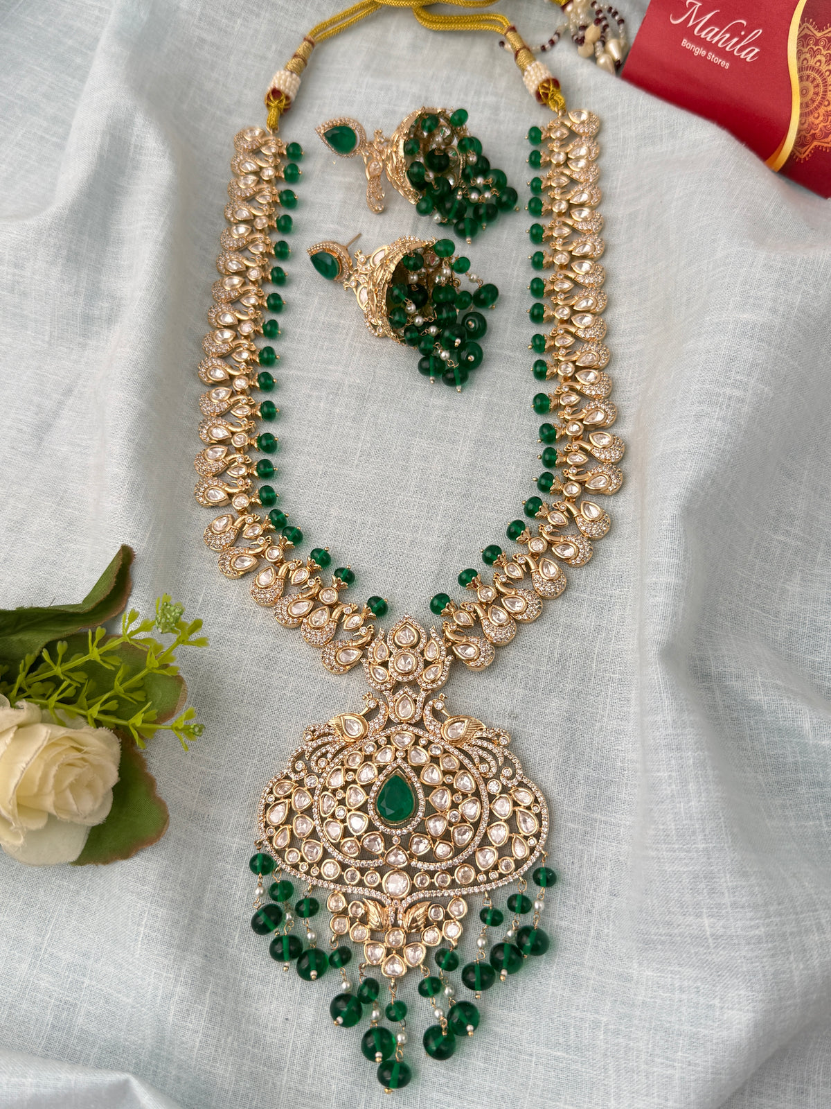 Traditional Kundan necklace for women