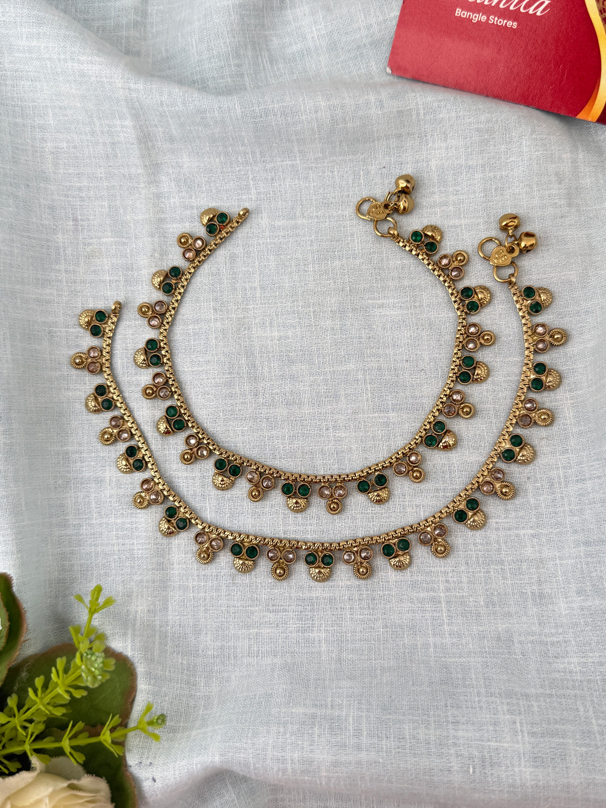Elegant anklets for women