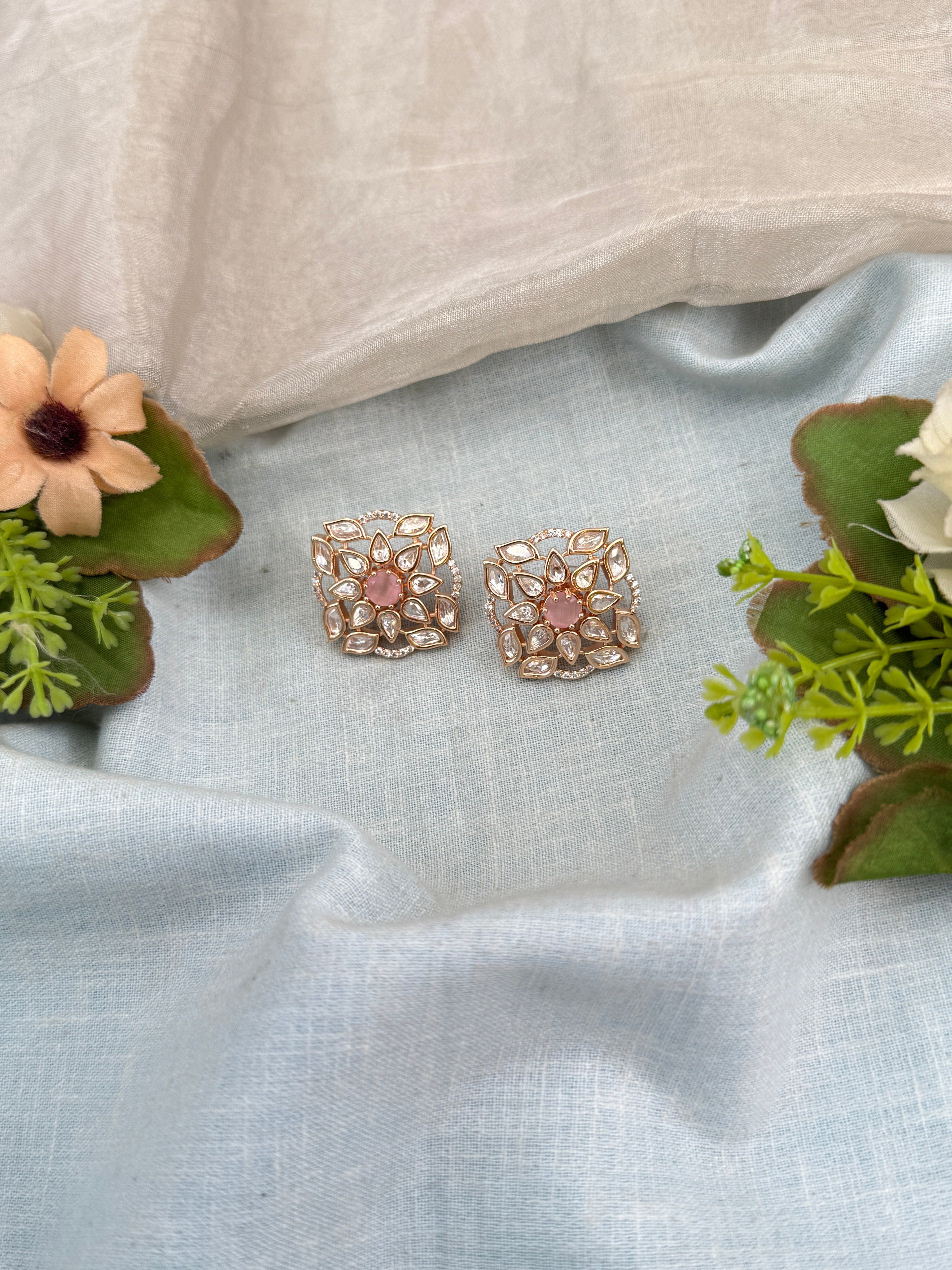Antique Earrings, Bridal antique Kundan earrings, Antique kundan Jhumka