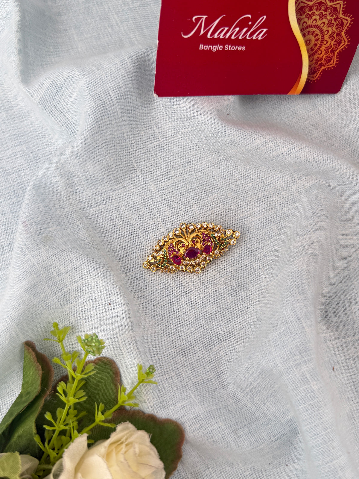 Stylish Saree Pins for women
