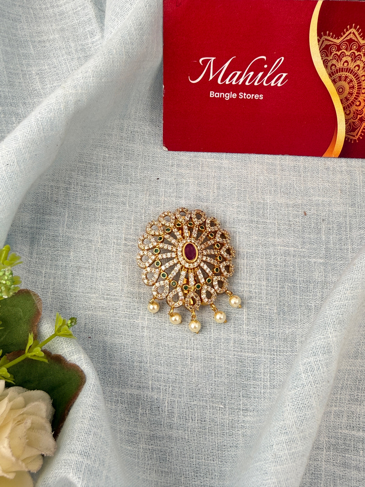 Stylish Saree Pins for women
