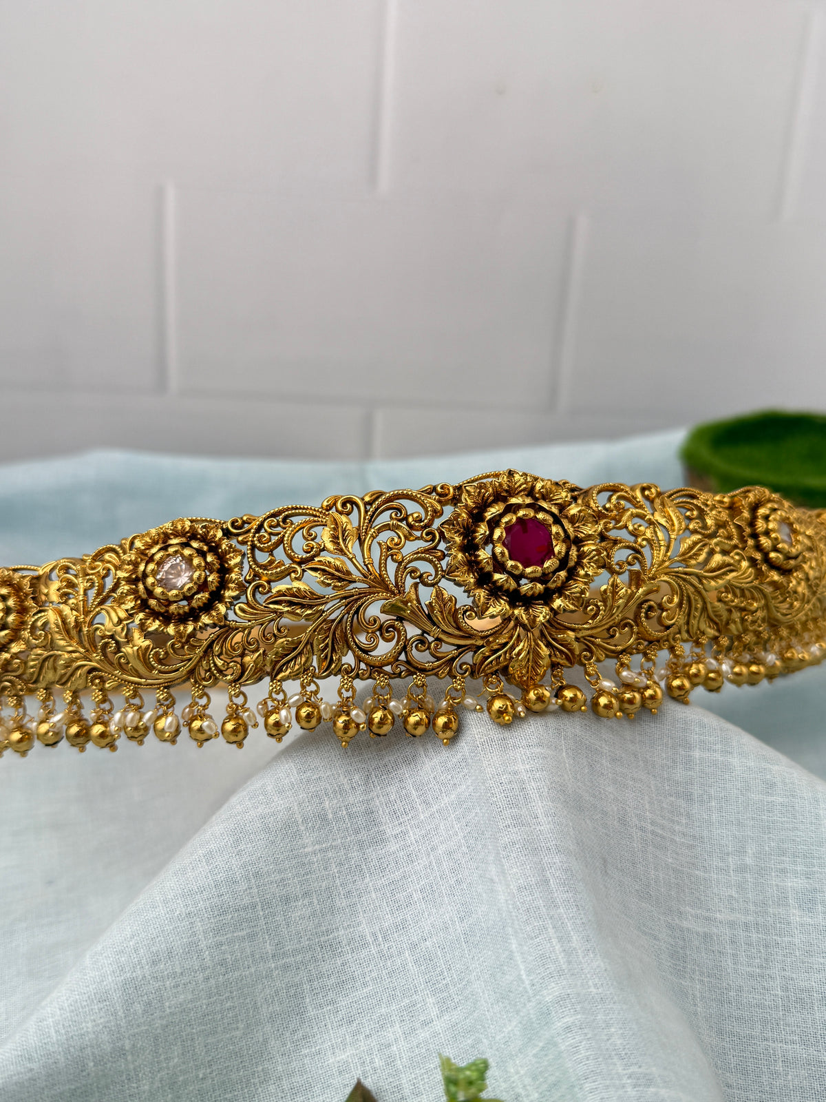 Traditional bridal hip belt for women