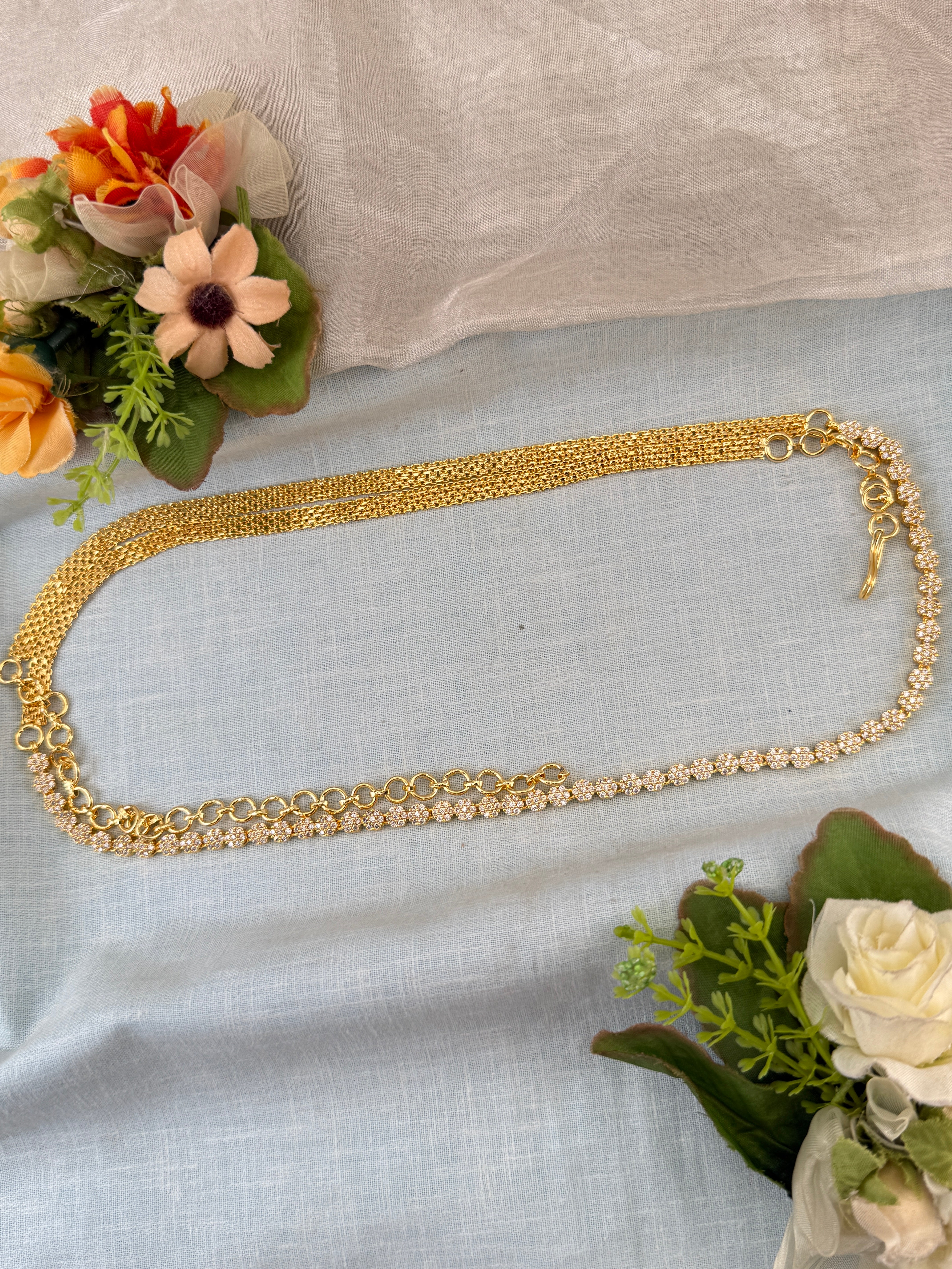 Luxurious Antique Chain Stone Vaddanam 7037