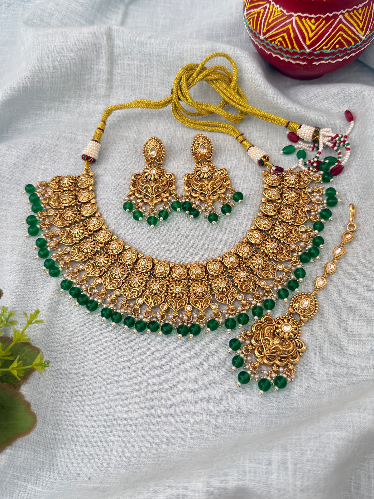Traditional Kundan necklace for women