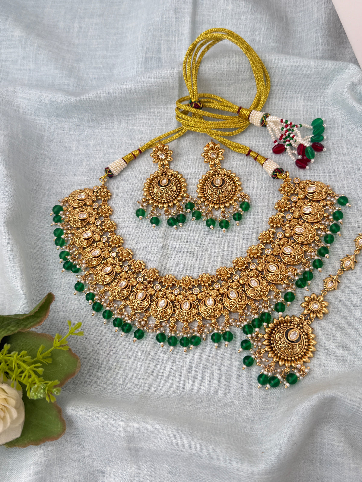 Traditional Kundan necklace for women