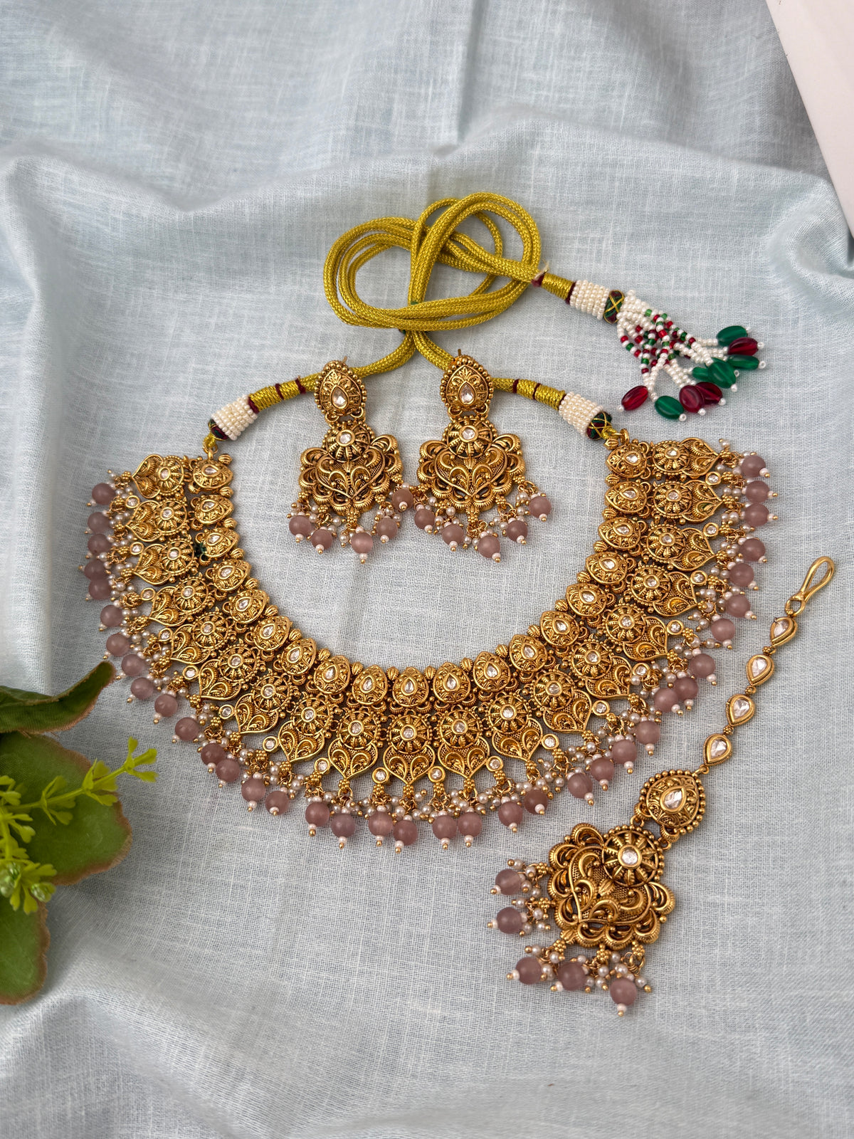Traditional Kundan necklace for women