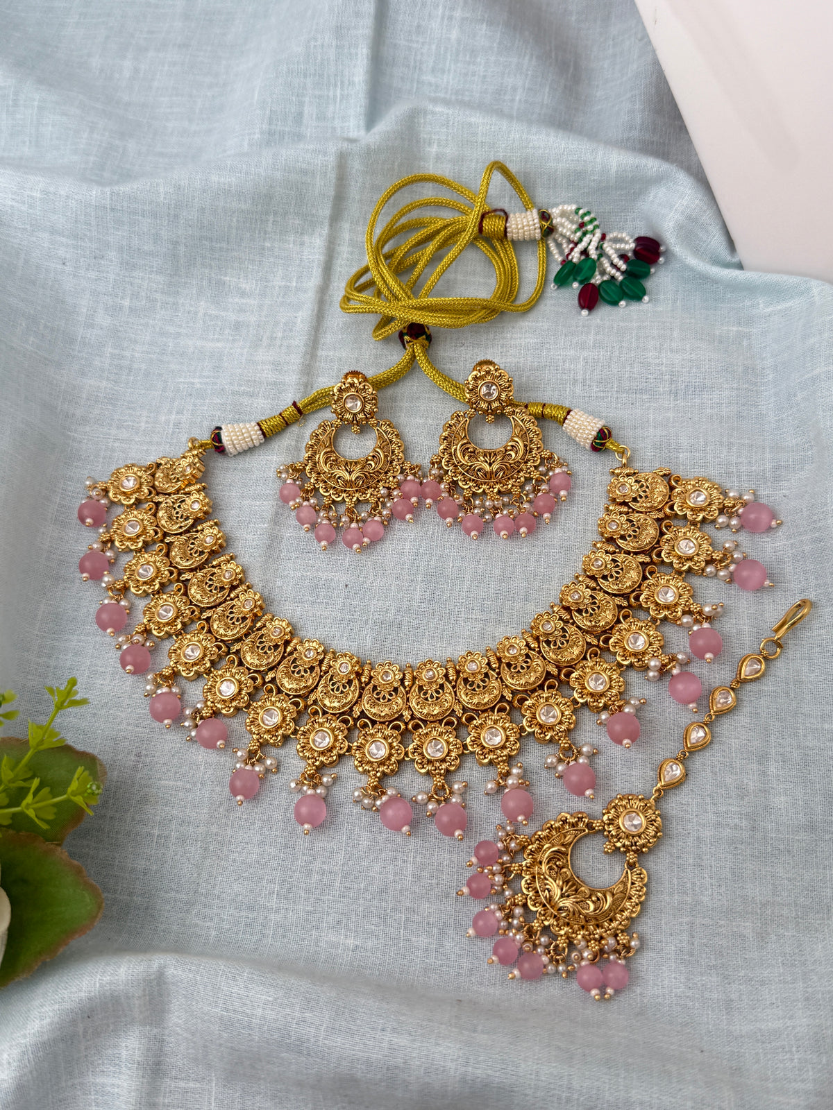Traditional Kundan necklace for women