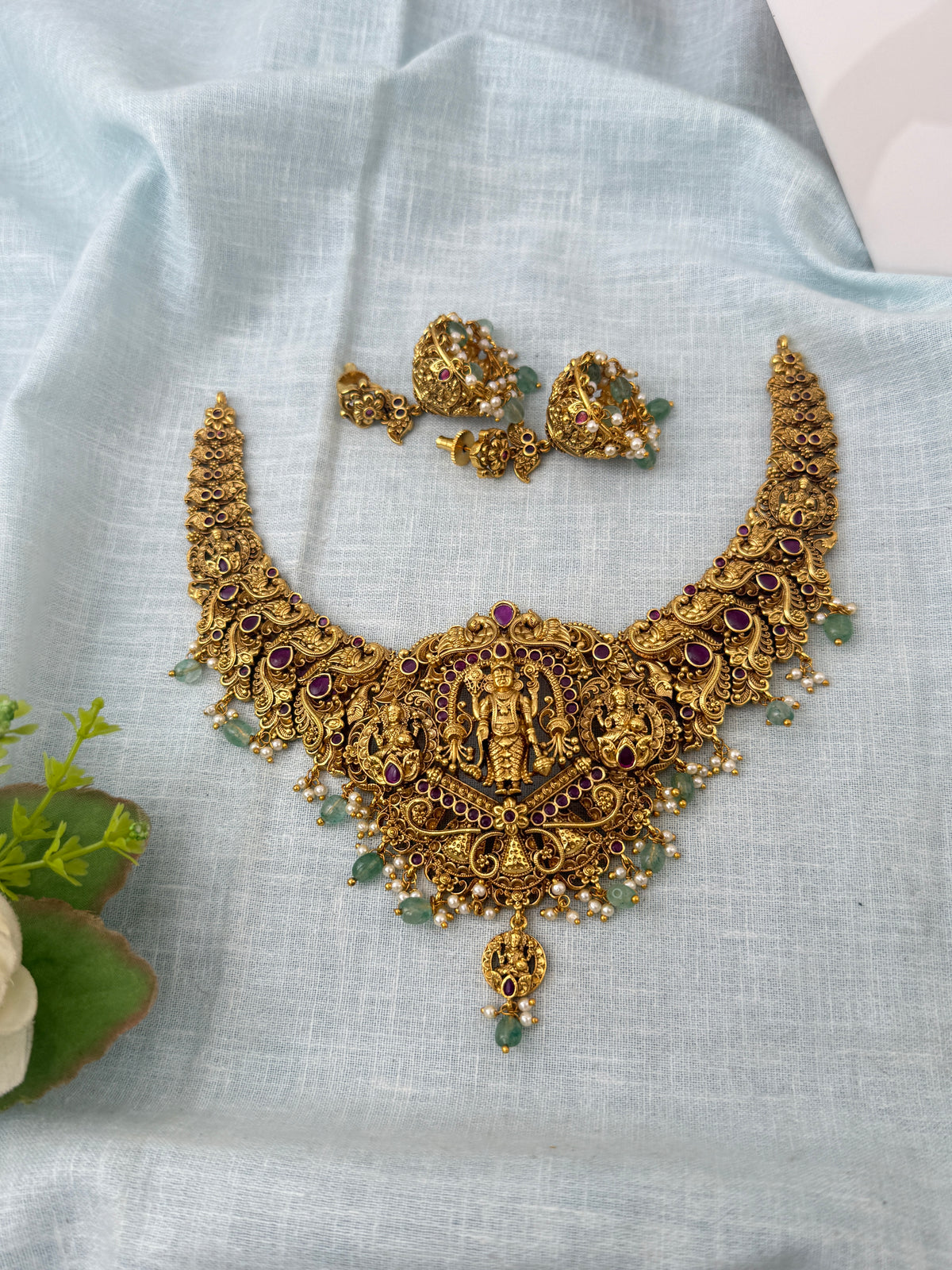 Antique temple necklace for women