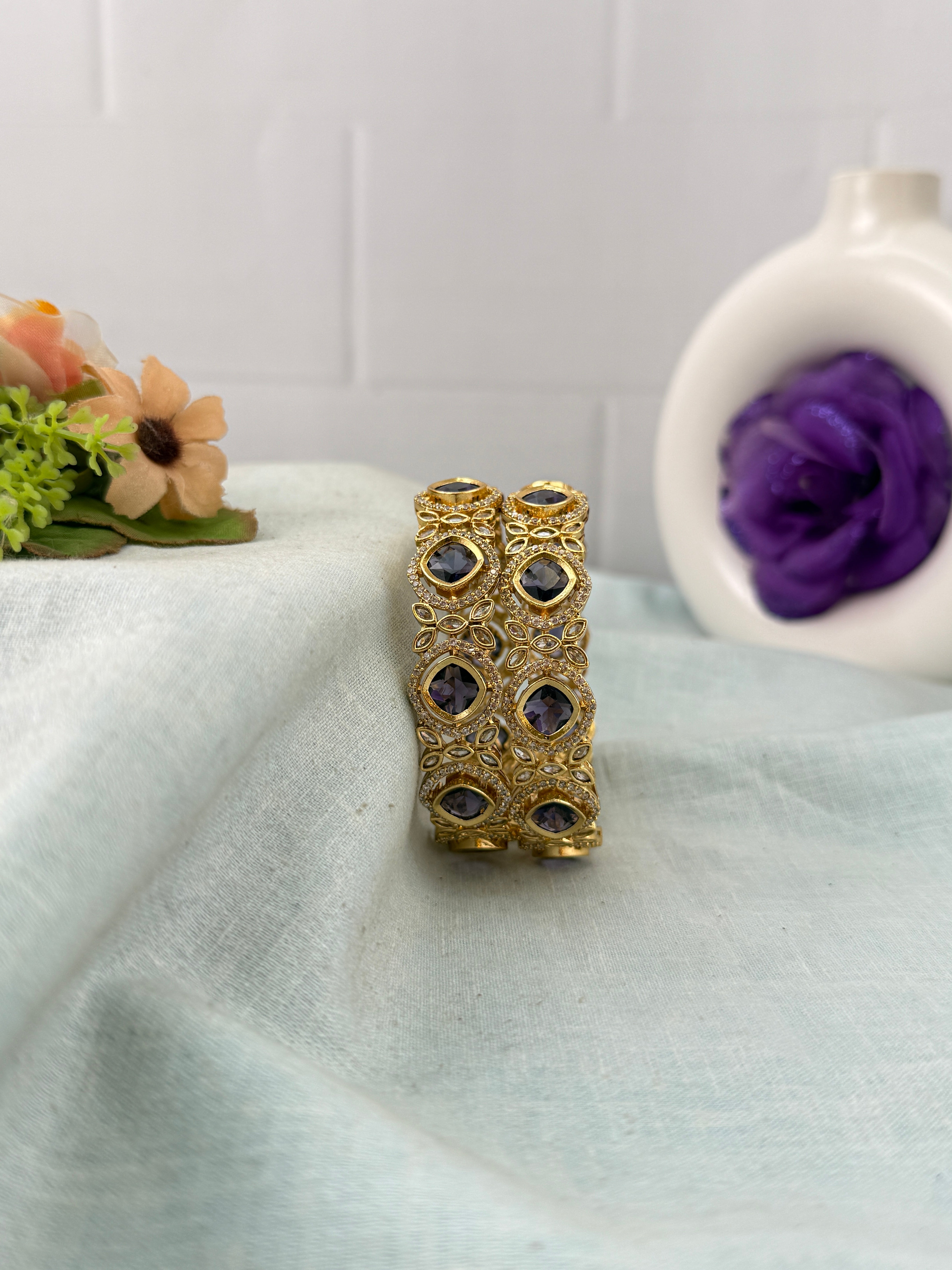 Antique temple style bridal bangles for women by Mahila