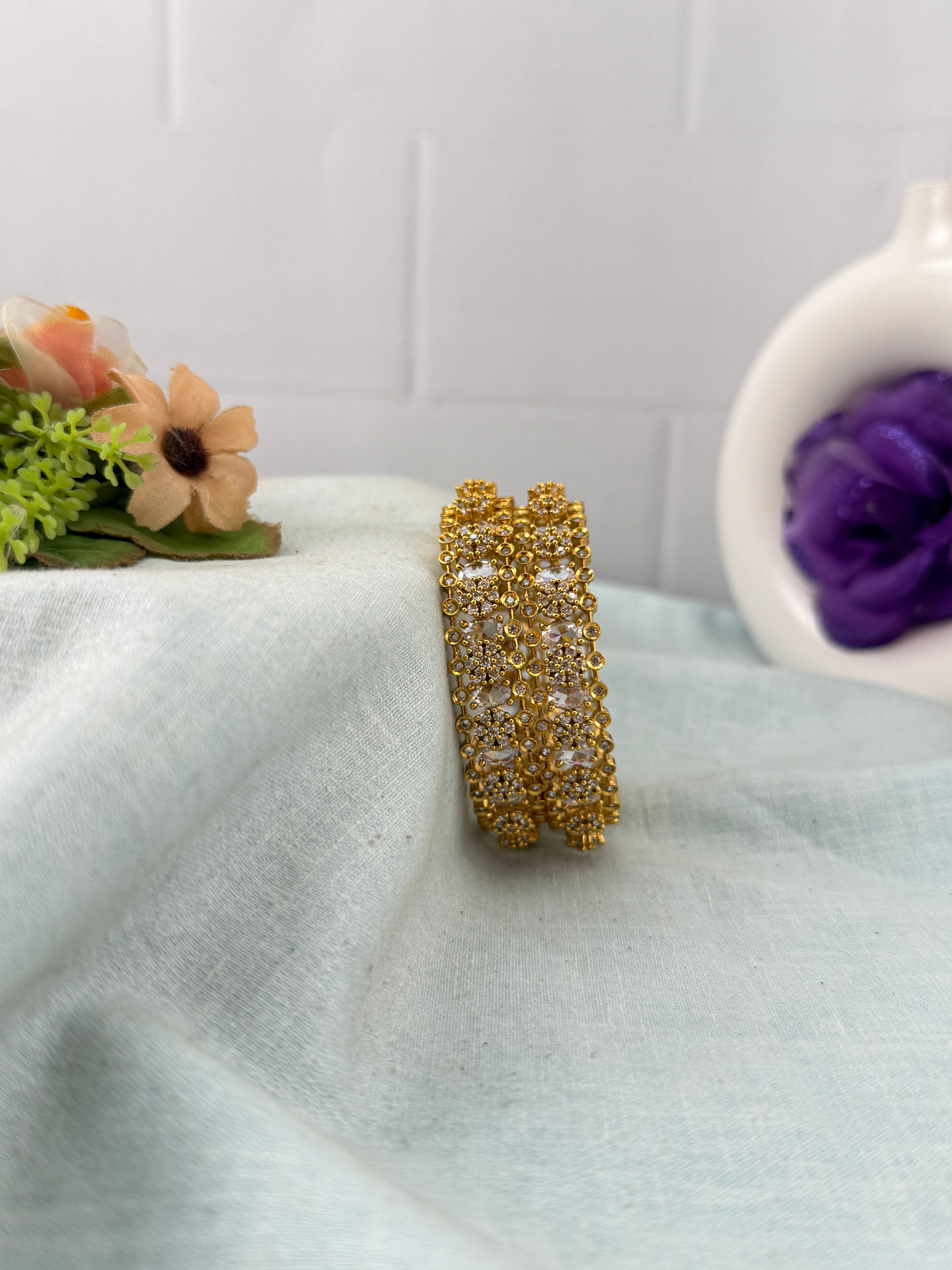 Antique temple style bridal bangles for women by Mahila