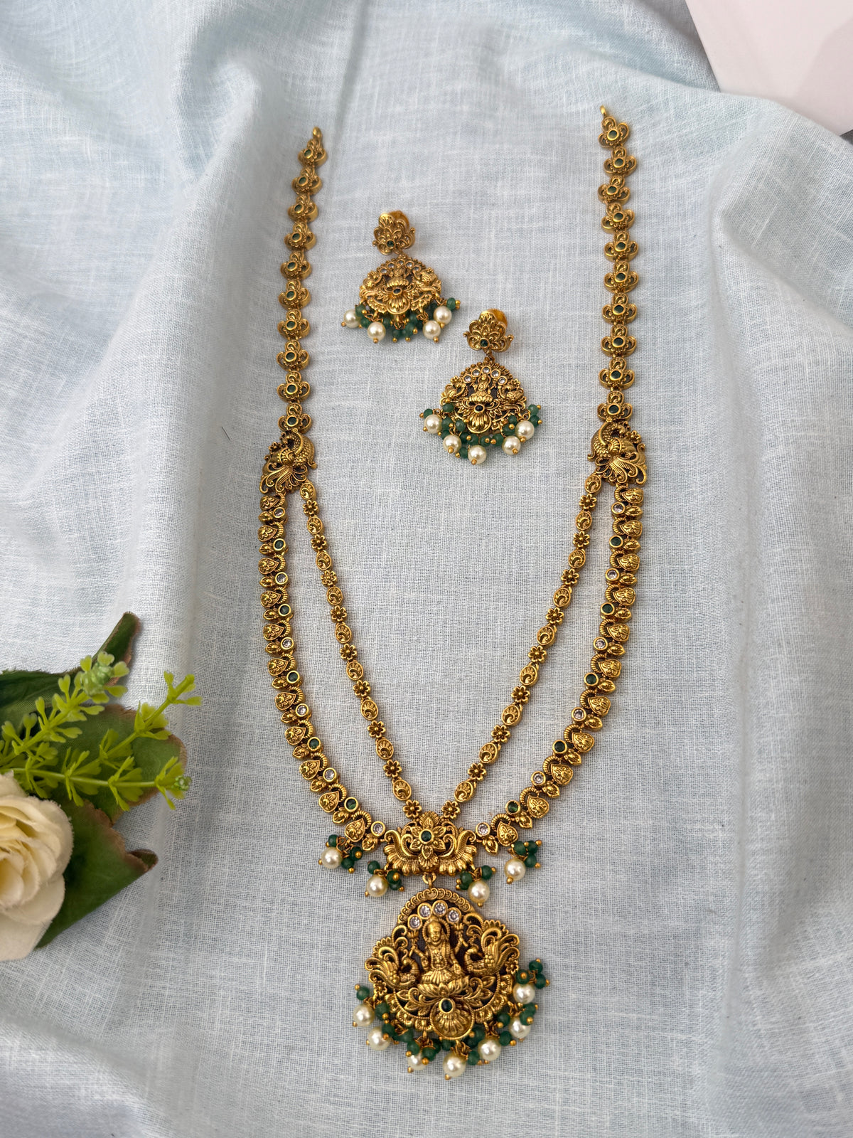 Antique temple necklace for women