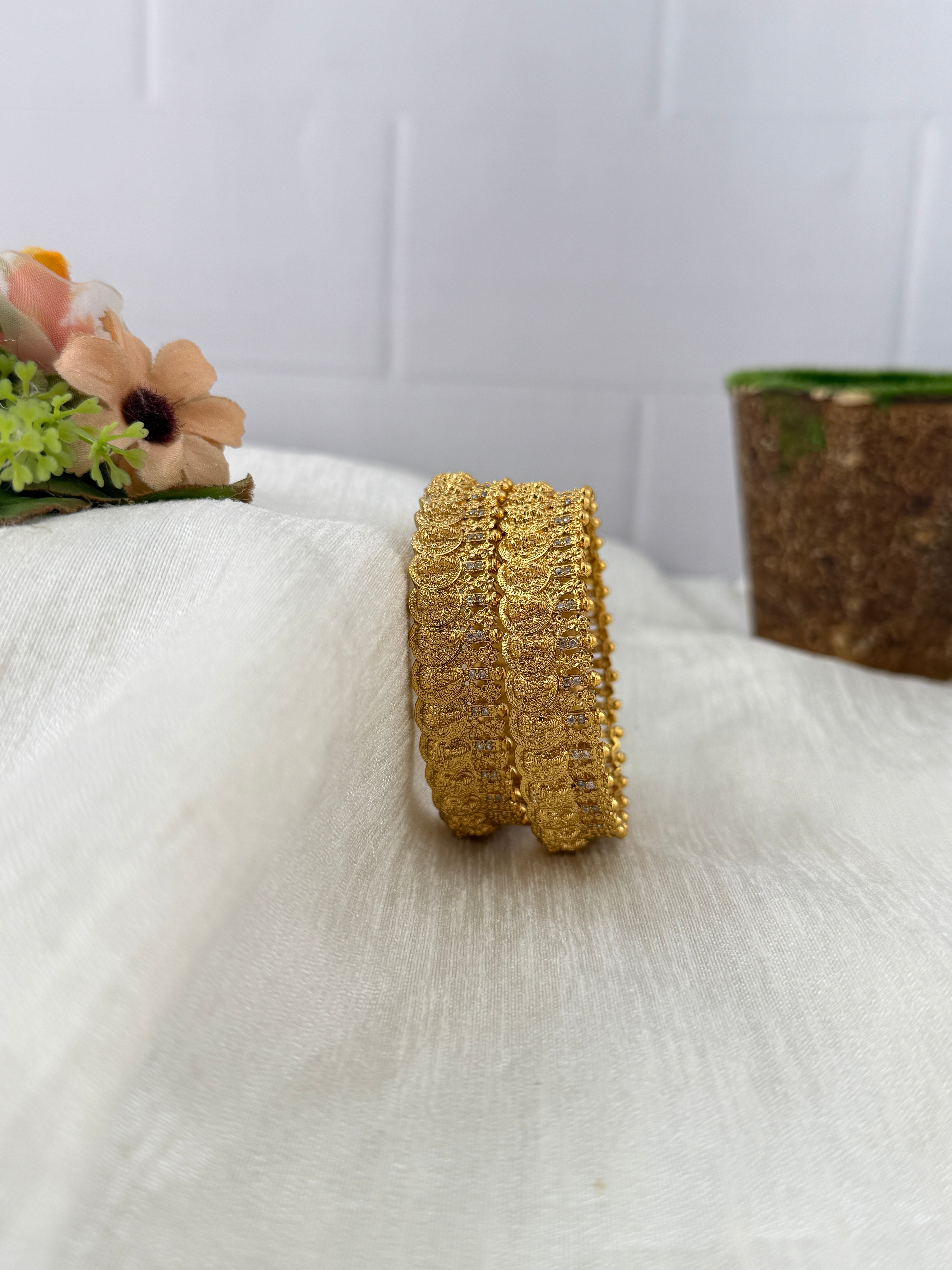 Antique temple style bridal bangles for women by Mahila