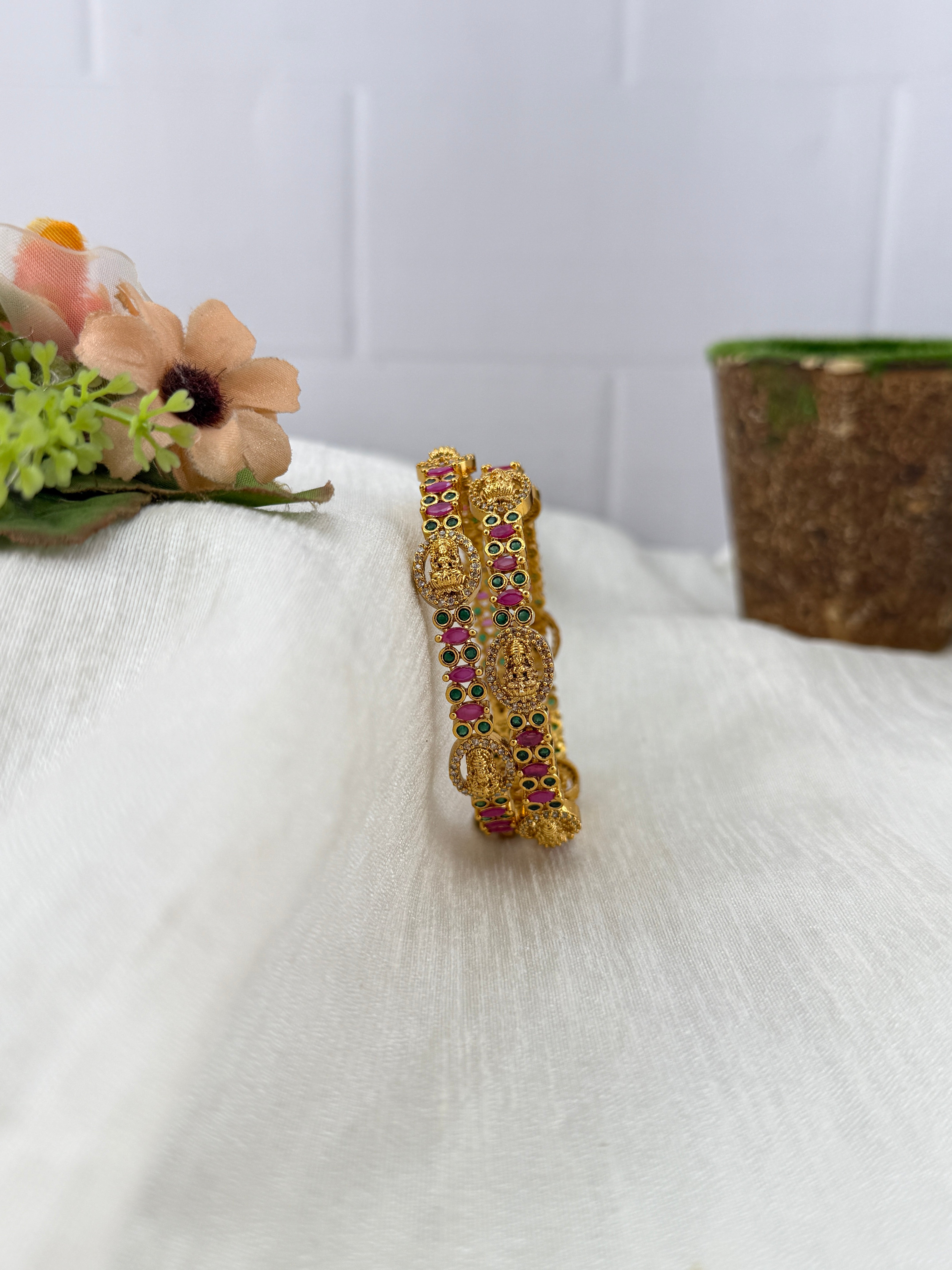 Antique temple style bridal bangles for women by Mahila