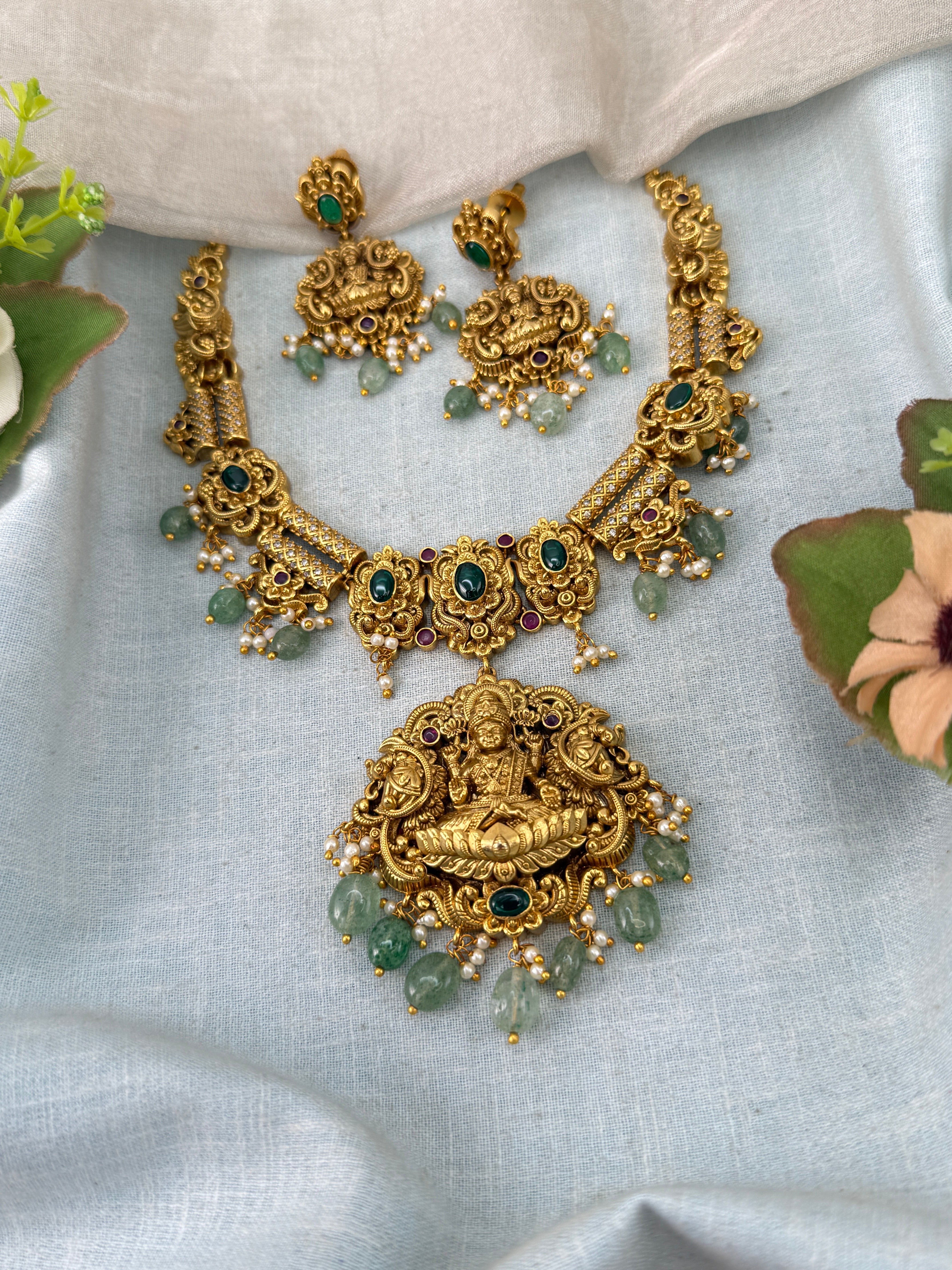 Antique Lakshmi Short Necklace Set | 022