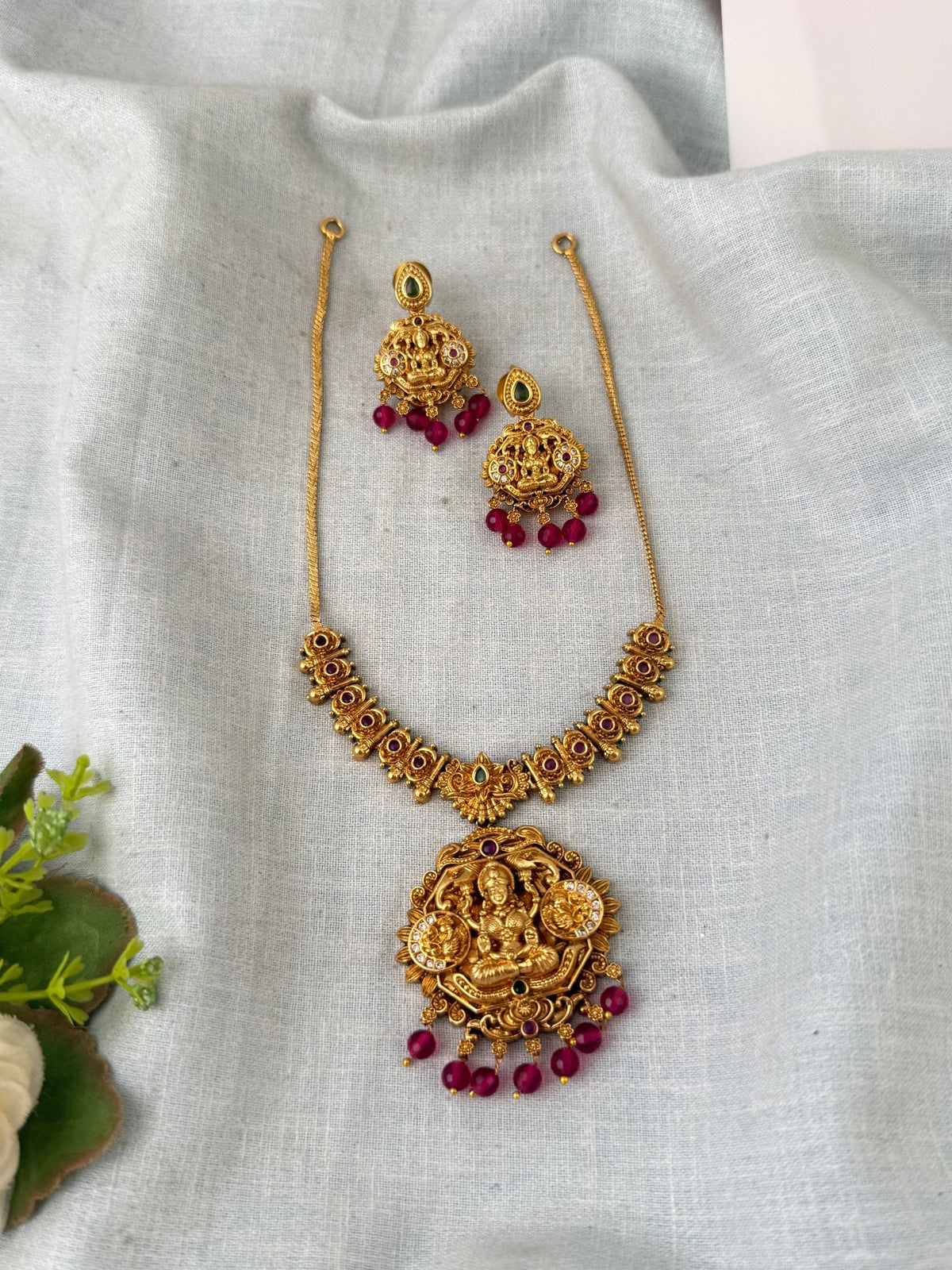Antique Designer Necklace Lakshmi Pendant Short Set Premium| N0684 - Mahilas