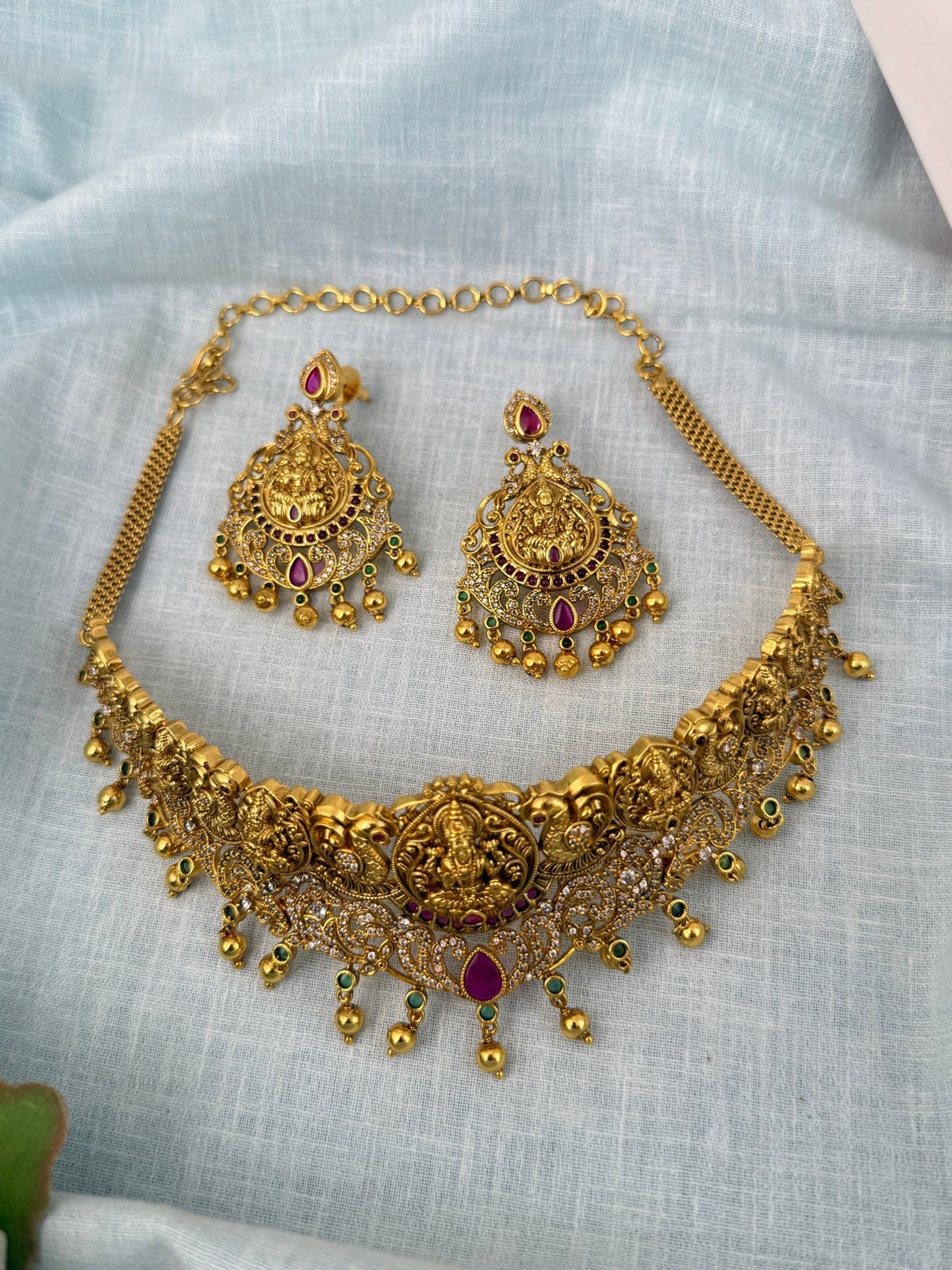 Antique Grand Choker Lakshmi Necklace Set| N0886 - Mahilas