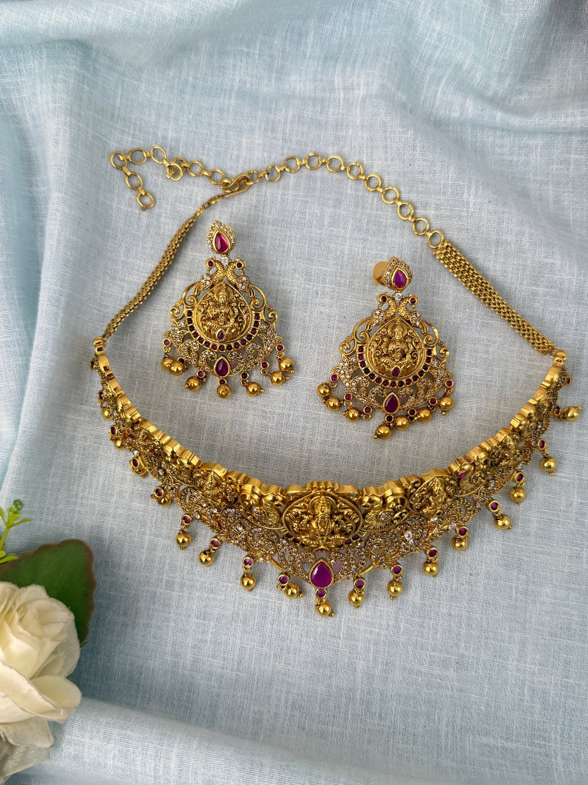 Antique Grand Choker Lakshmi Necklace Set| N0888 - Mahilas