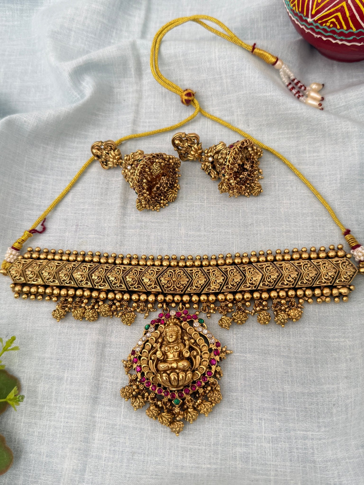Antique Grand Choker Necklace Lakshmi Pendant Short Set| N1310 - Mahilas