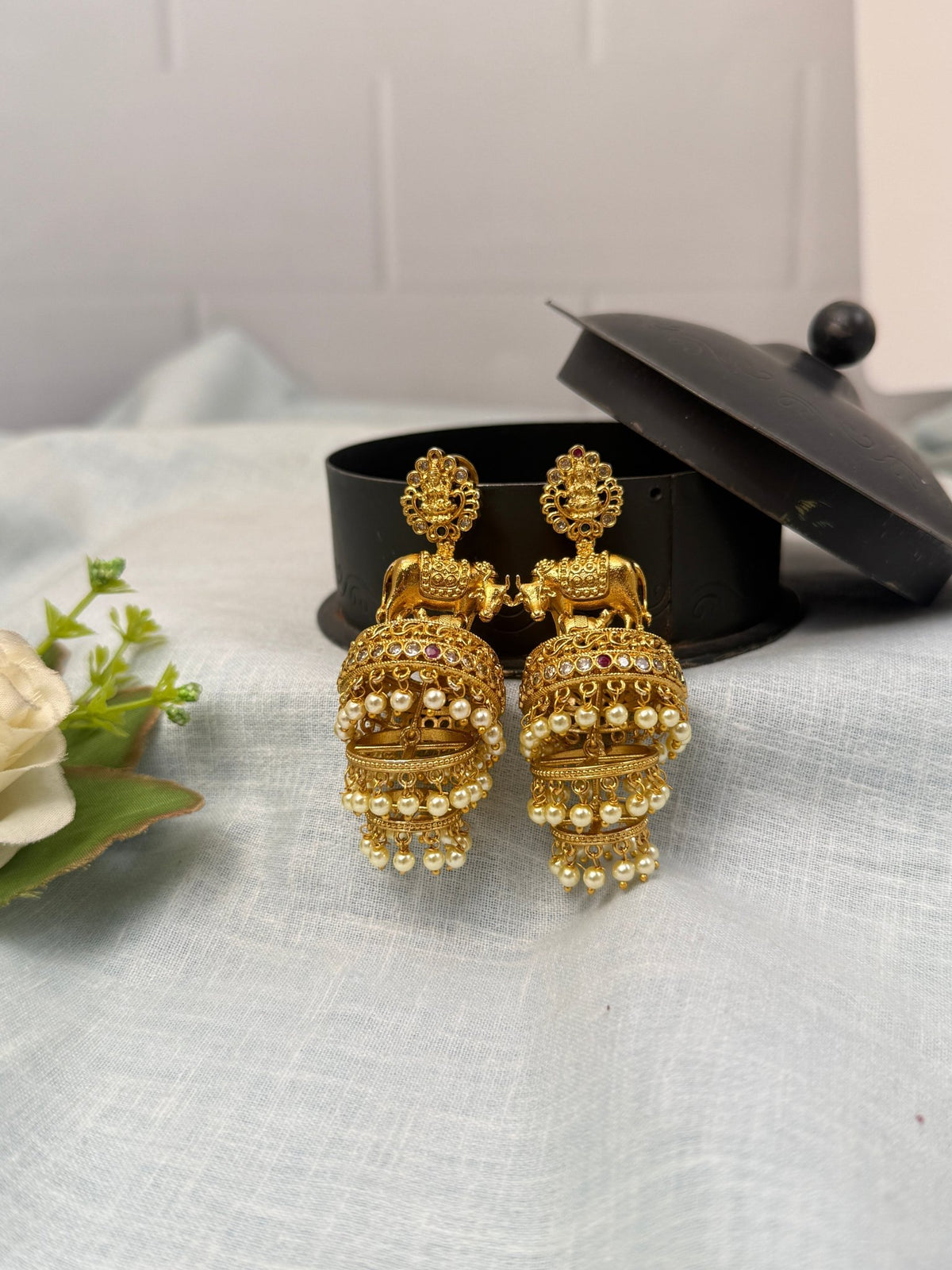 Antique Grand Jhumka Earrings | E0298 - Mahilas