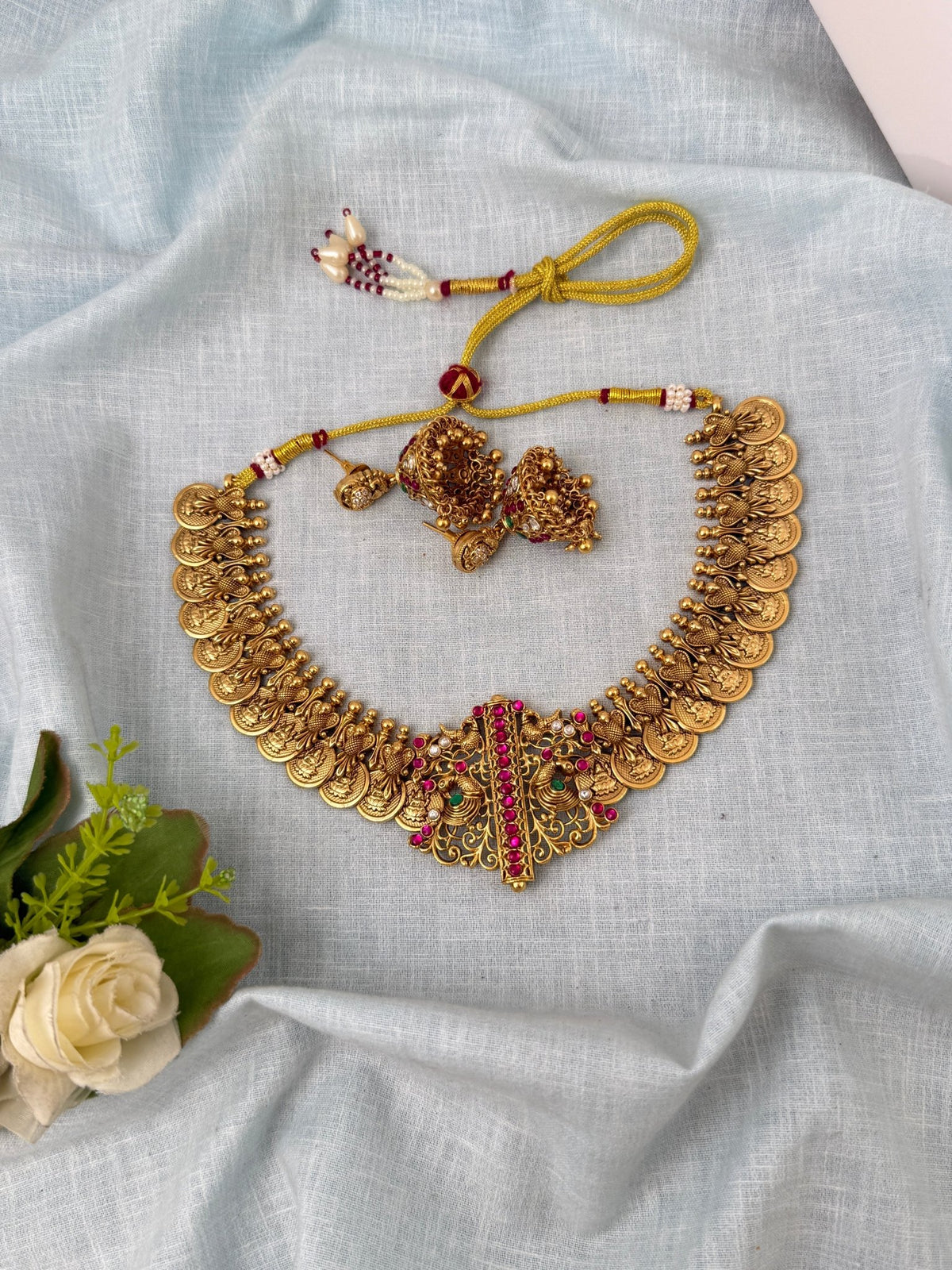 Antique Grand Lakshmi Kaasu Necklace Premium Short Set | N1019 - Mahilas