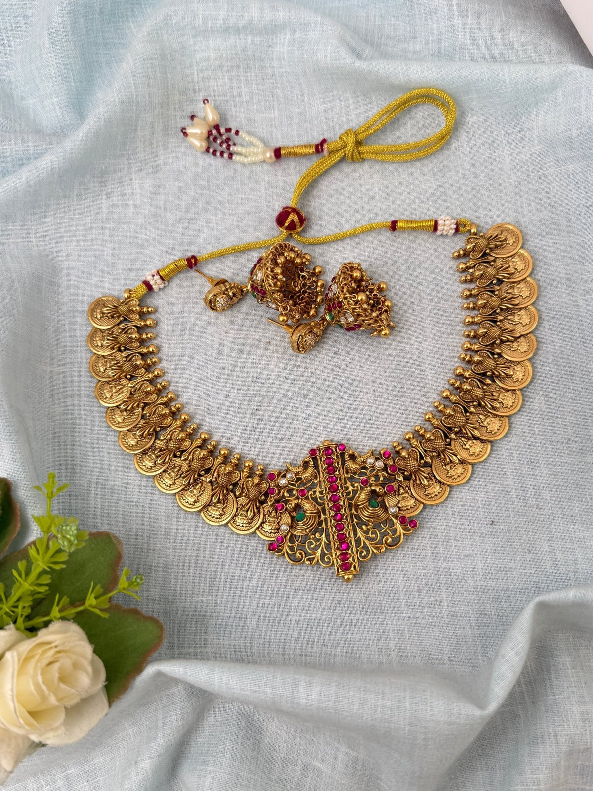 Antique Grand Lakshmi Kaasu Necklace Premium Short Set | N1019 - Mahilas