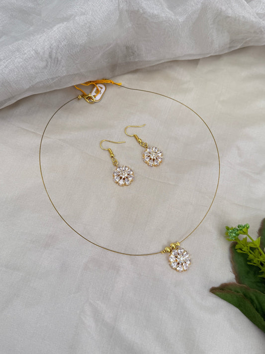 Antique Invisible Chain Necklace 680 - Mahilas