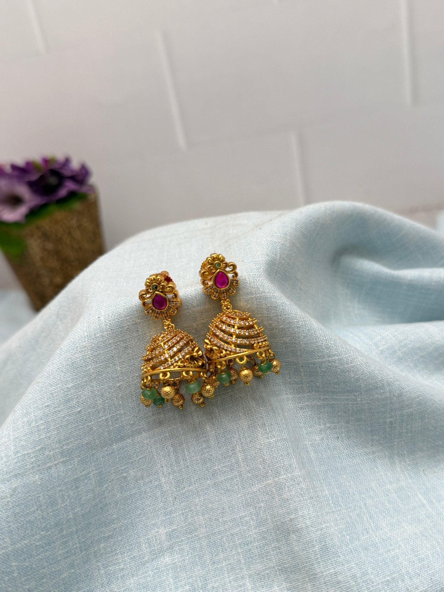 Antique Jhumka 0129 - Mahilas