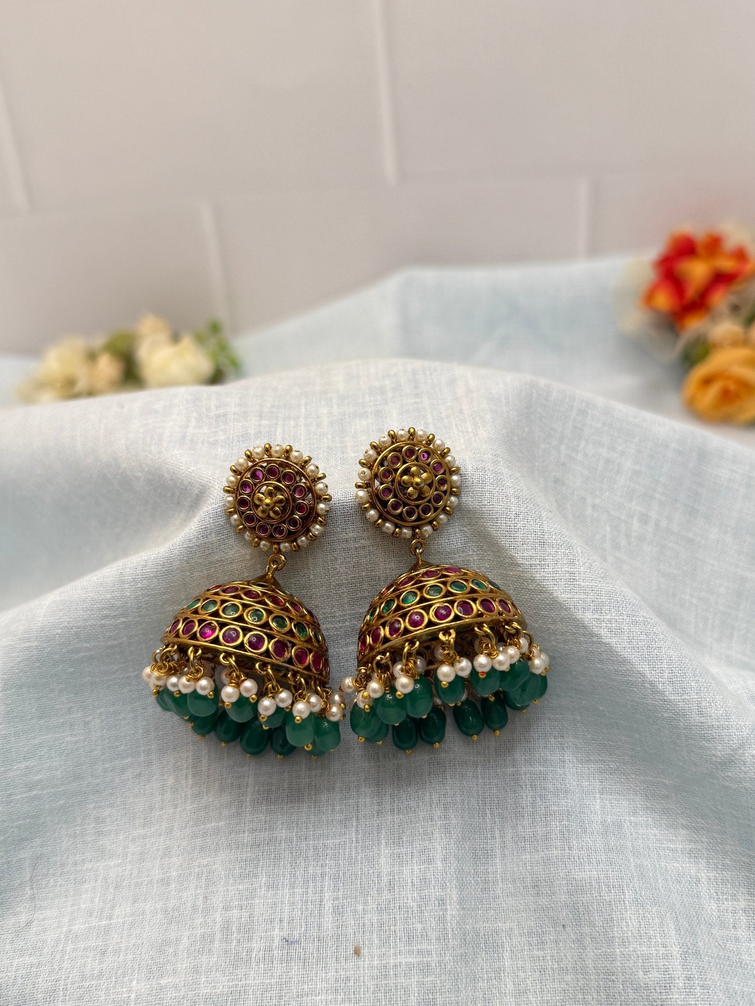 Antique Jhumka 0148 - Mahilas