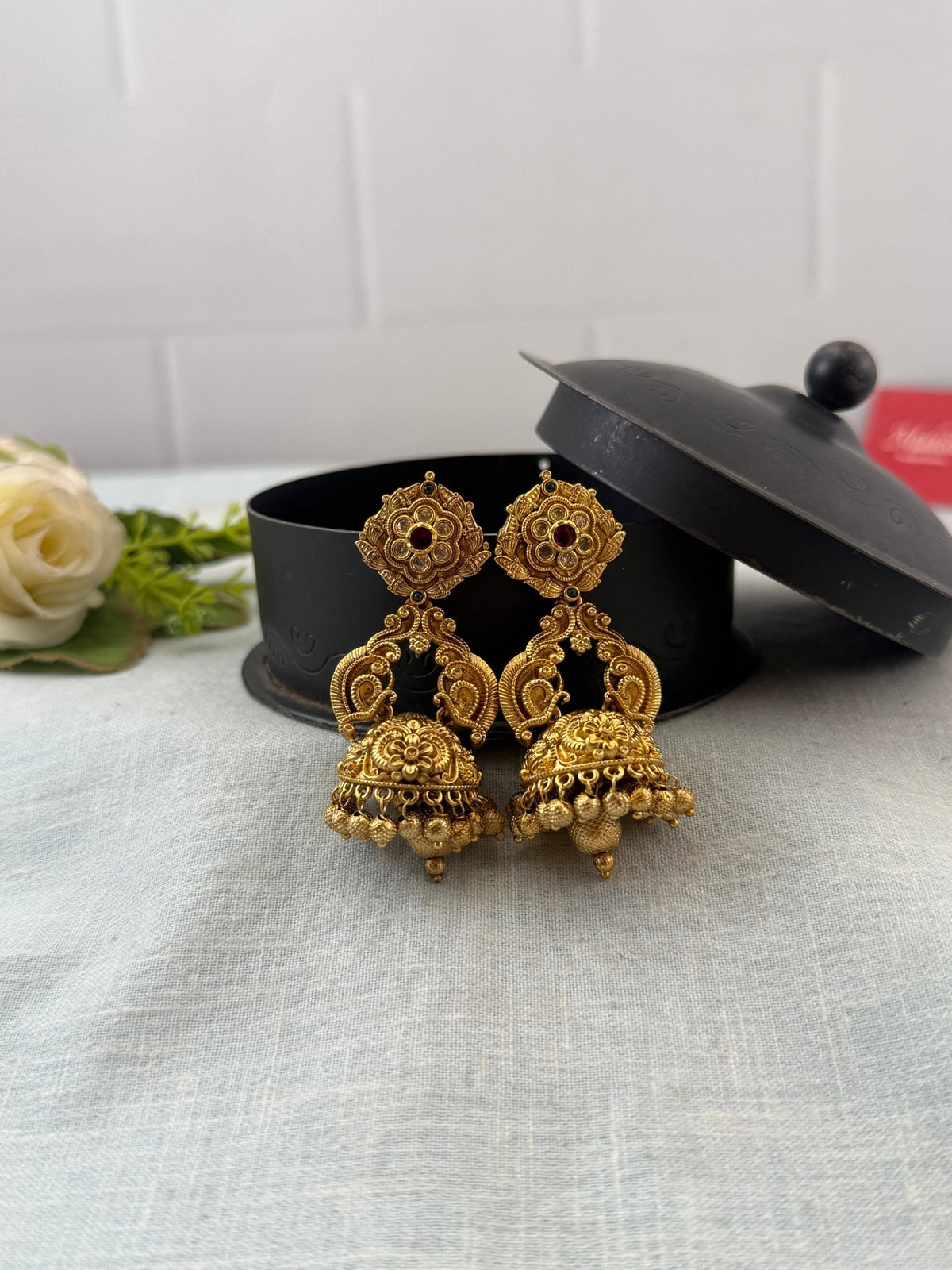 Antique Jhumka Earring | E0092 - Mahilas