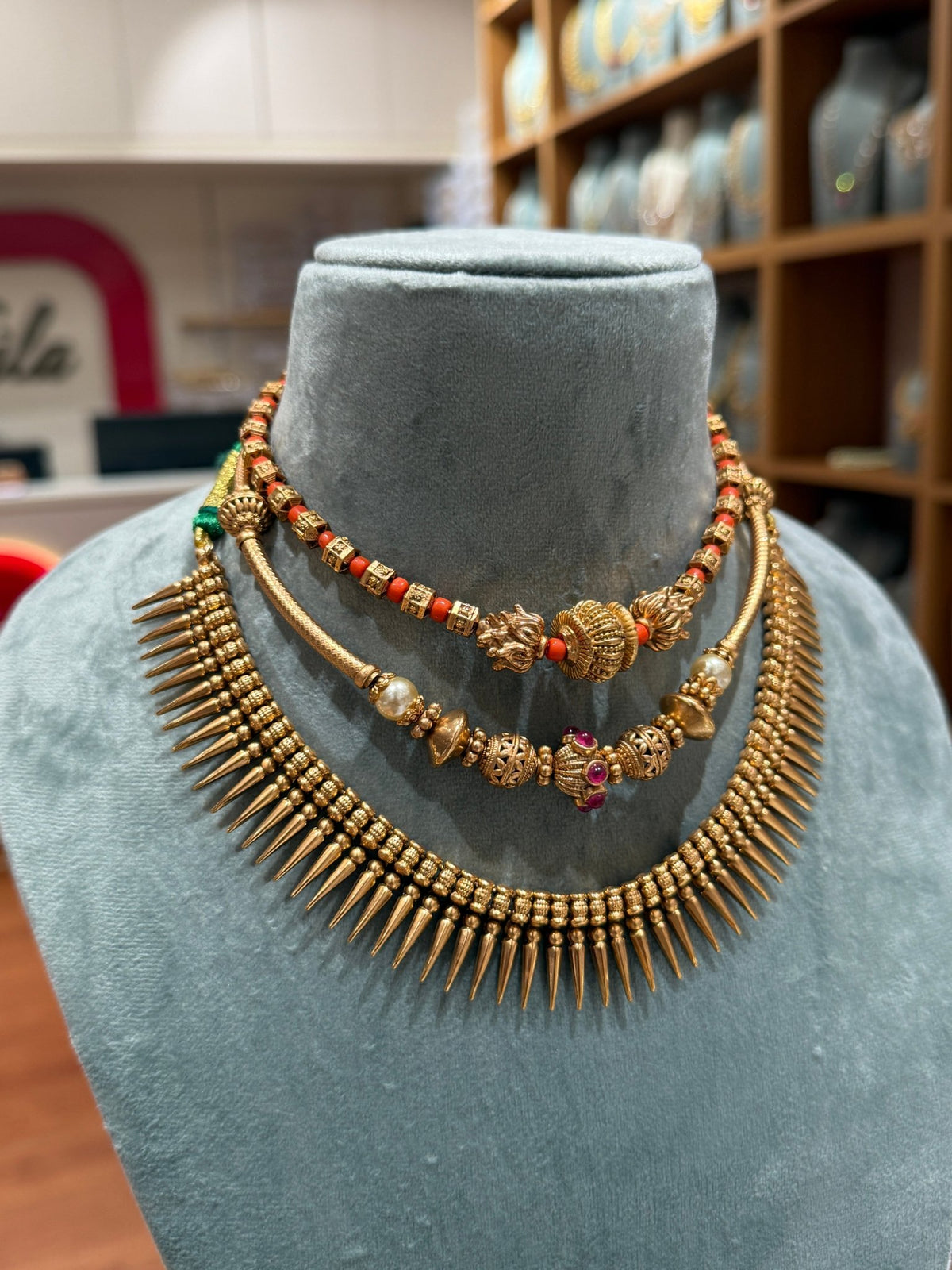 Antique Layered Coral Pearl Full Necklace Set | NC001 - Mahilas